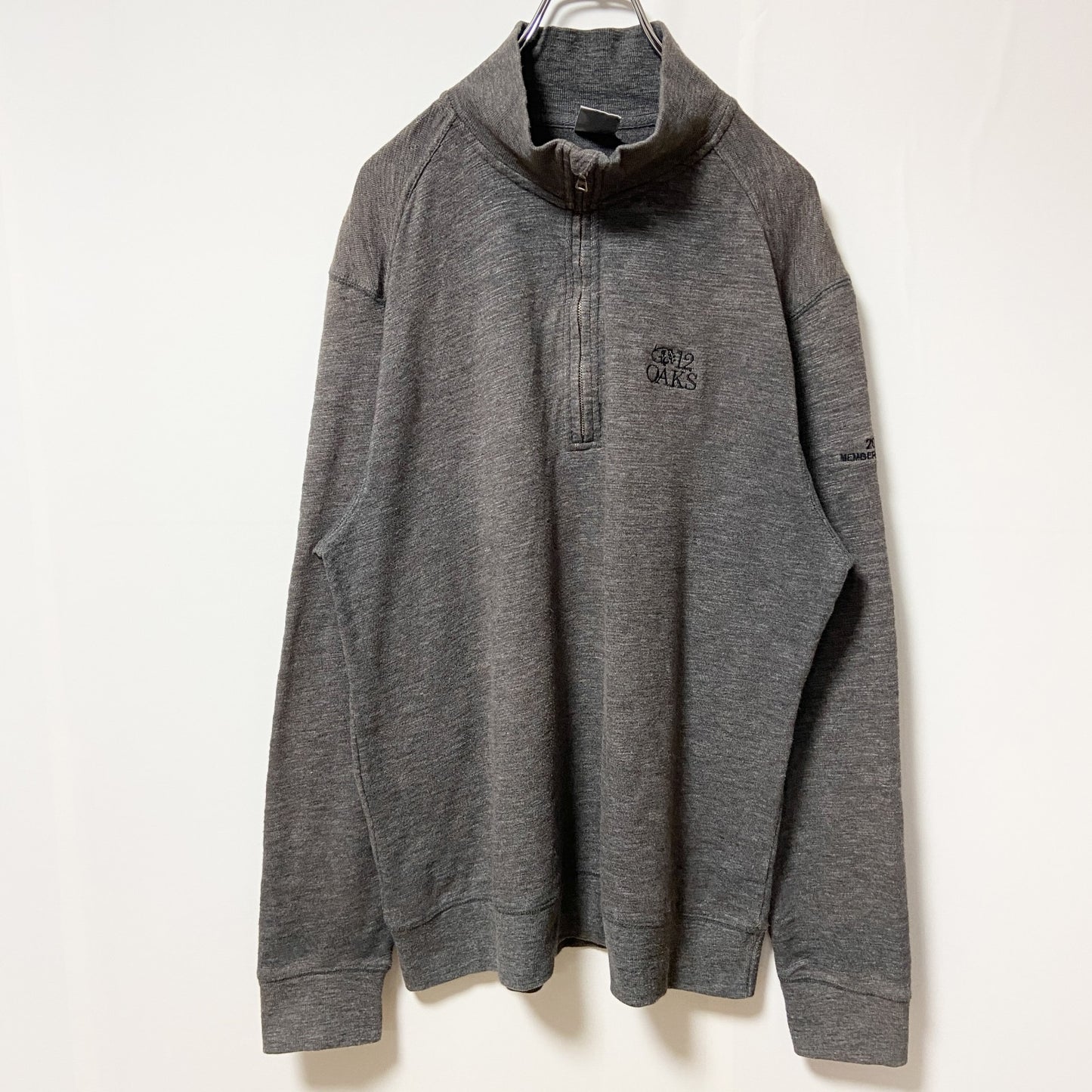 LEVELWEAR　ハーフジップスウェット/トレーナー　フェード　ワンポイント　刺繍ロゴ　ハイネック　ダークグレー　Lサイズ