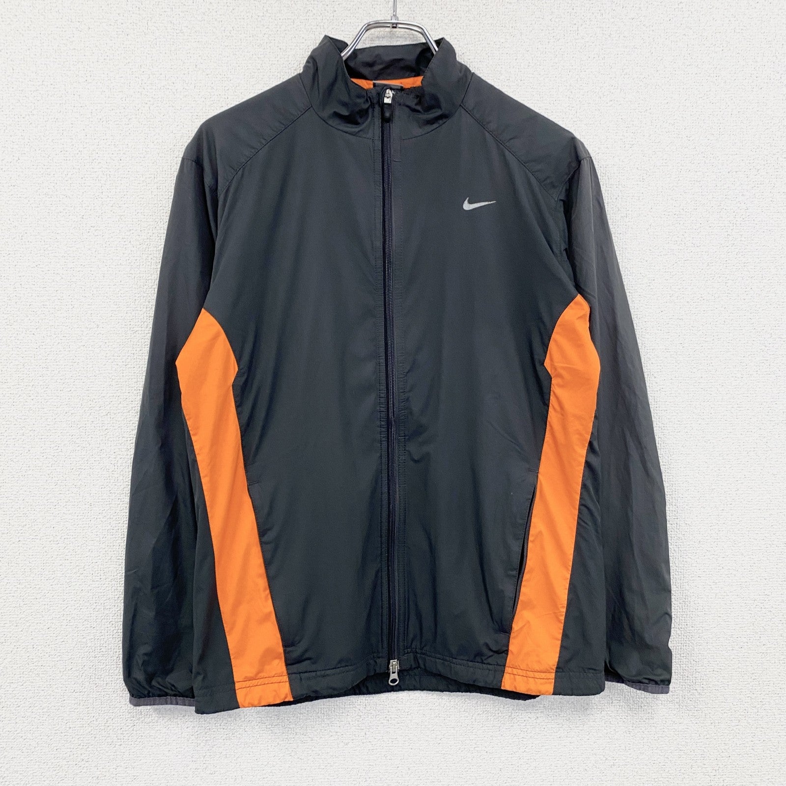 NIKE　ナイキ　フルジップジャケット　トラックジャケット/ジャージ　スウッシュ　黒　ブラック　Mサイズ