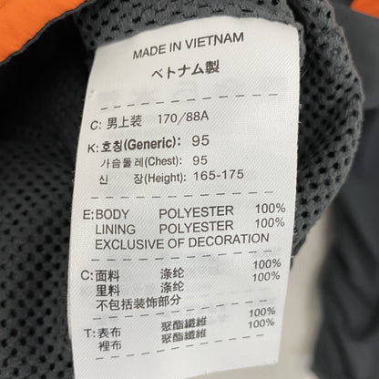 NIKE　ナイキ　フルジップジャケット　トラックジャケット/ジャージ　スウッシュ　黒　ブラック　Mサイズ