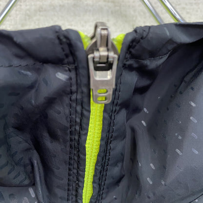 adidas　アディダス　トラックジャケット/ジャージ　パフォーマンスロゴ　黒　ブラック　Mサイズ