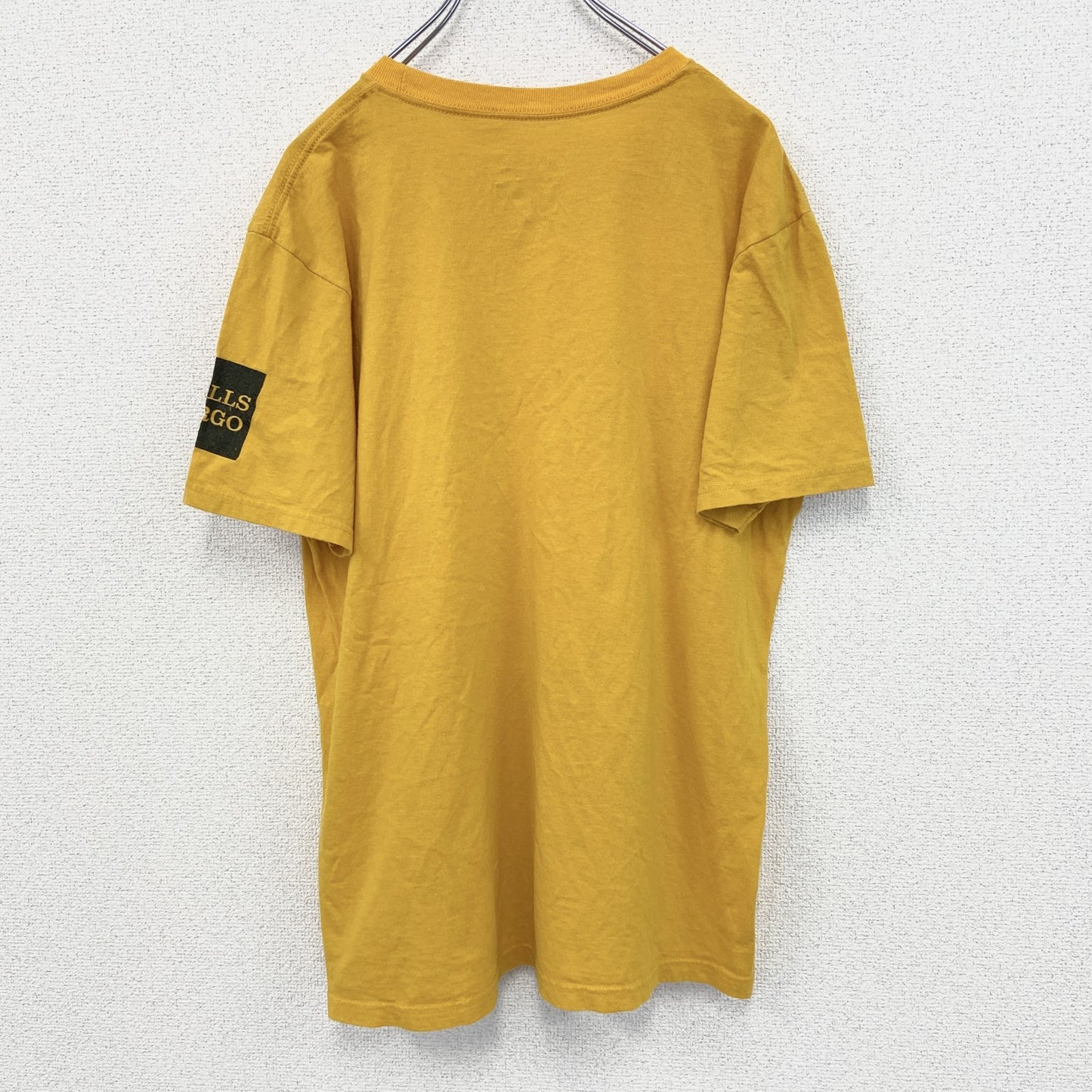 古着 used　adidas アディダス　半袖プリントTシャツ　WELLS FARCO　黄色　カジュアル　クルーネック　Lサイズ