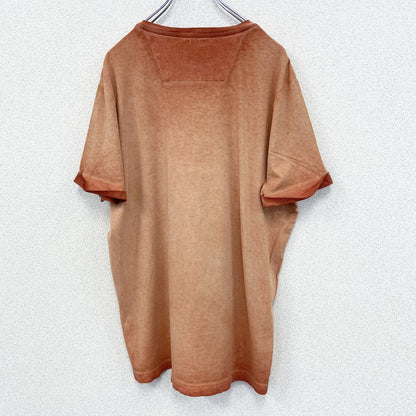 古着 used　PME LEGEND　半袖プリントTシャツ　ヴィンテージ風　オレンジ　カジュアルデザイン　Vネック　Lサイズ