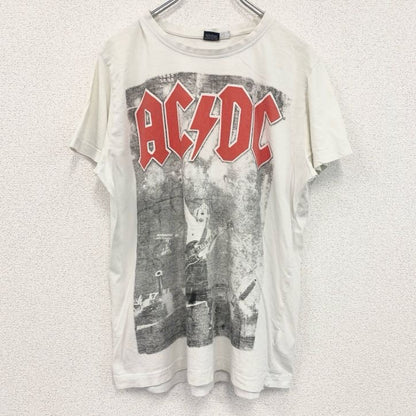 古着 used　AC/DC　半袖バンドプリントTシャツ　レトロデザイン　ミュージシャン　ロック　クルーネック　白　ホワイト　