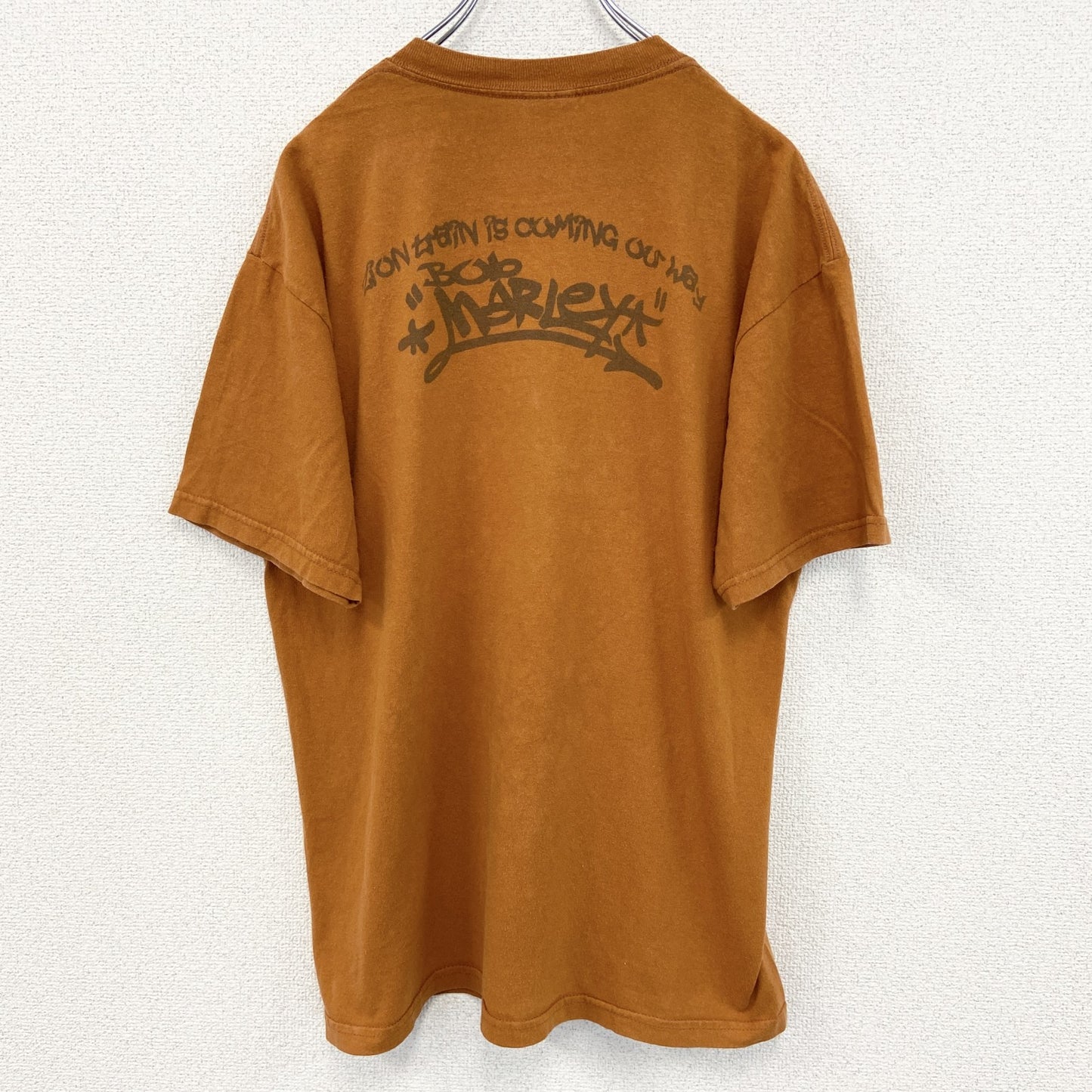 古着 used　URTRA COTTON　半袖プリントTシャツ　ボブ マリー　オレンジ　カジュアルデザイン　レトロ　Mサイズ