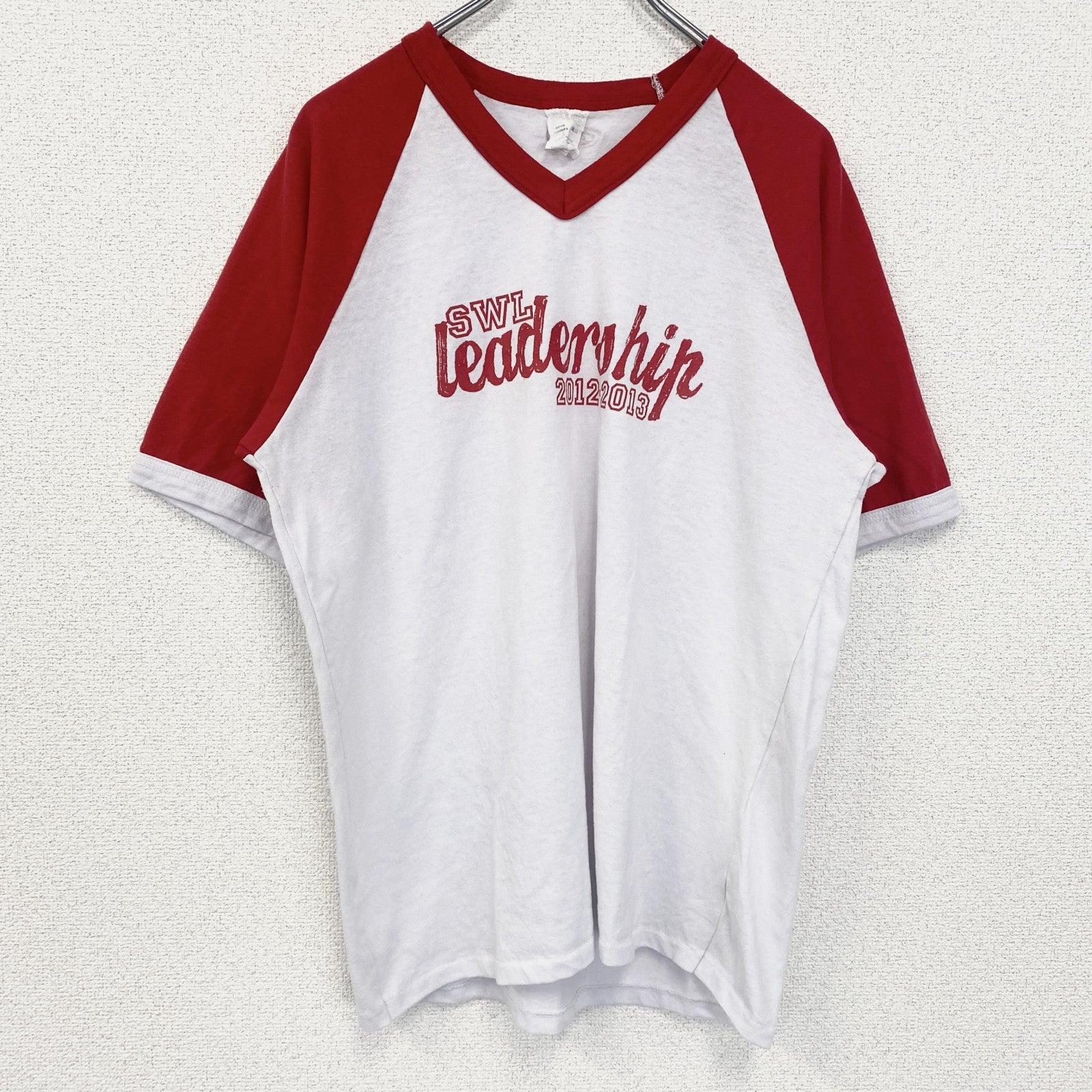 古着 used　Athletic Knit　半袖プリントTシャツ　Vネック　レトロデザイン　ラグラン　白　赤　ホワイト　Mサイズ