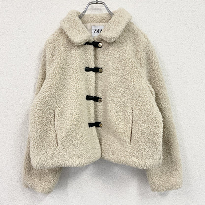 ZARA　ザラ　クロップド丈フェイクボアジャケット　アイボリー　Sサイズ