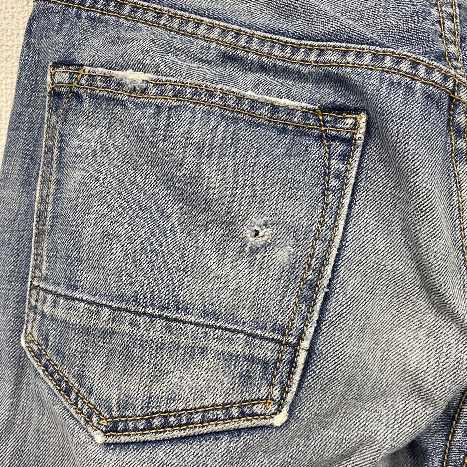 GAP　ギャップ　デニムパンツ/ジーンズ　ジップフライ　縦落ち　鬼ヒゲ　インディゴ　33サイズ