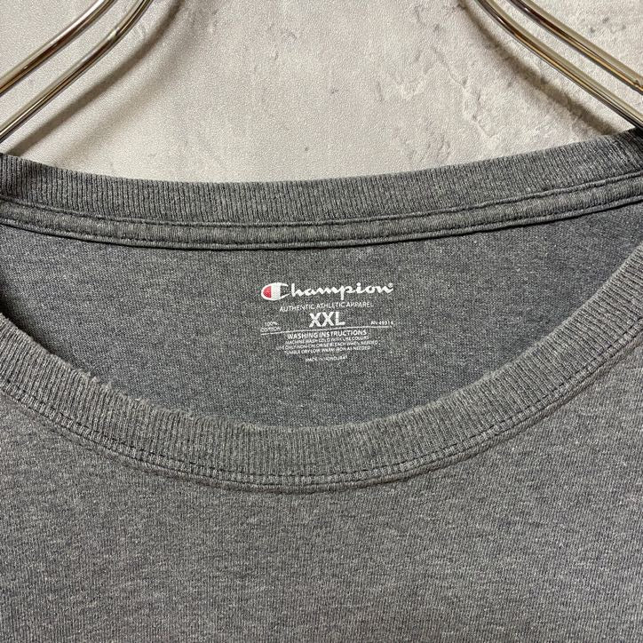 古着 used　Champion チャンピオン　半袖クルーネックプリントTシャツ　レトロデザイン　オーバーサイズ　XXLサイズ
