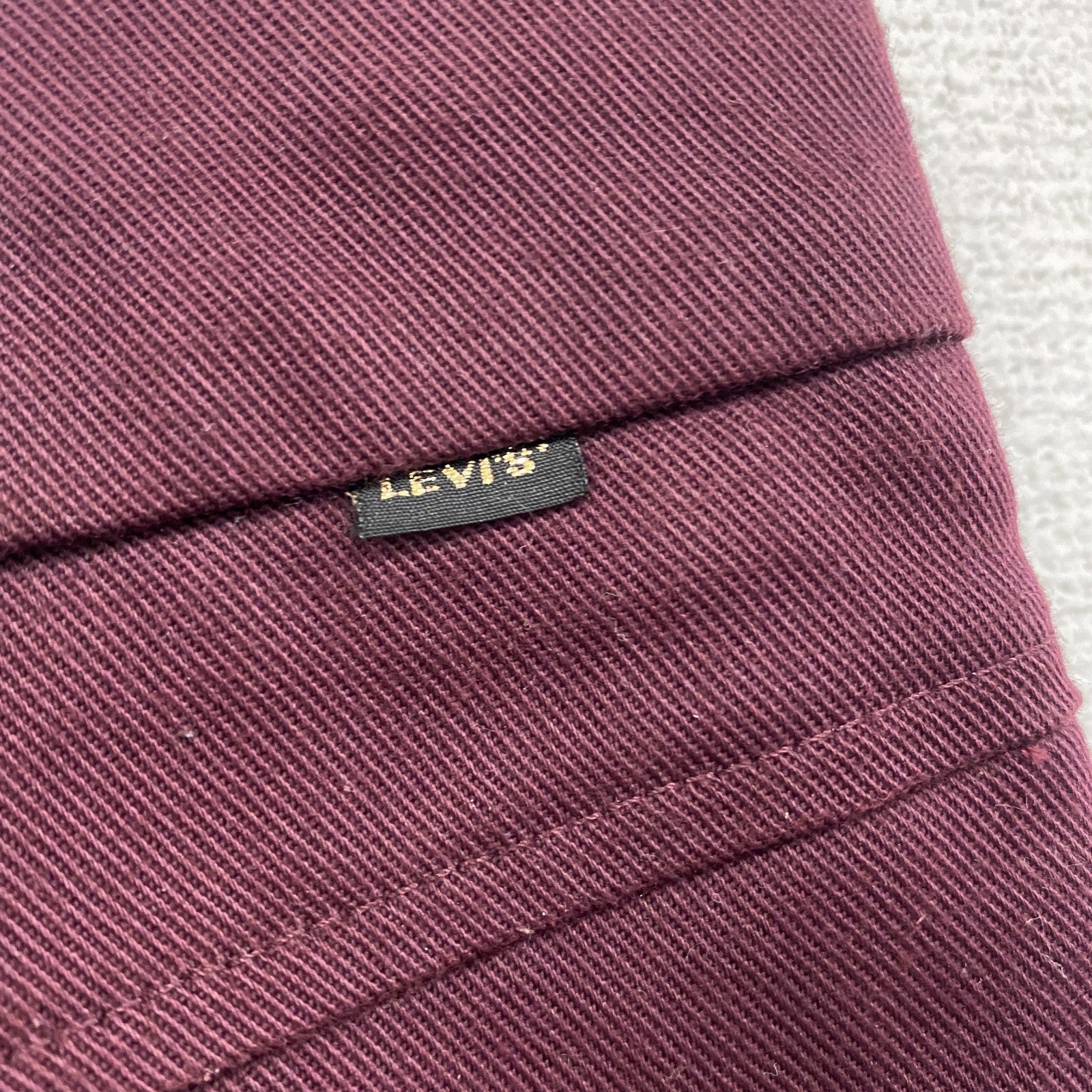 Levi’s　リーバイス　チノパンツ　ジップフライ　ボルドー