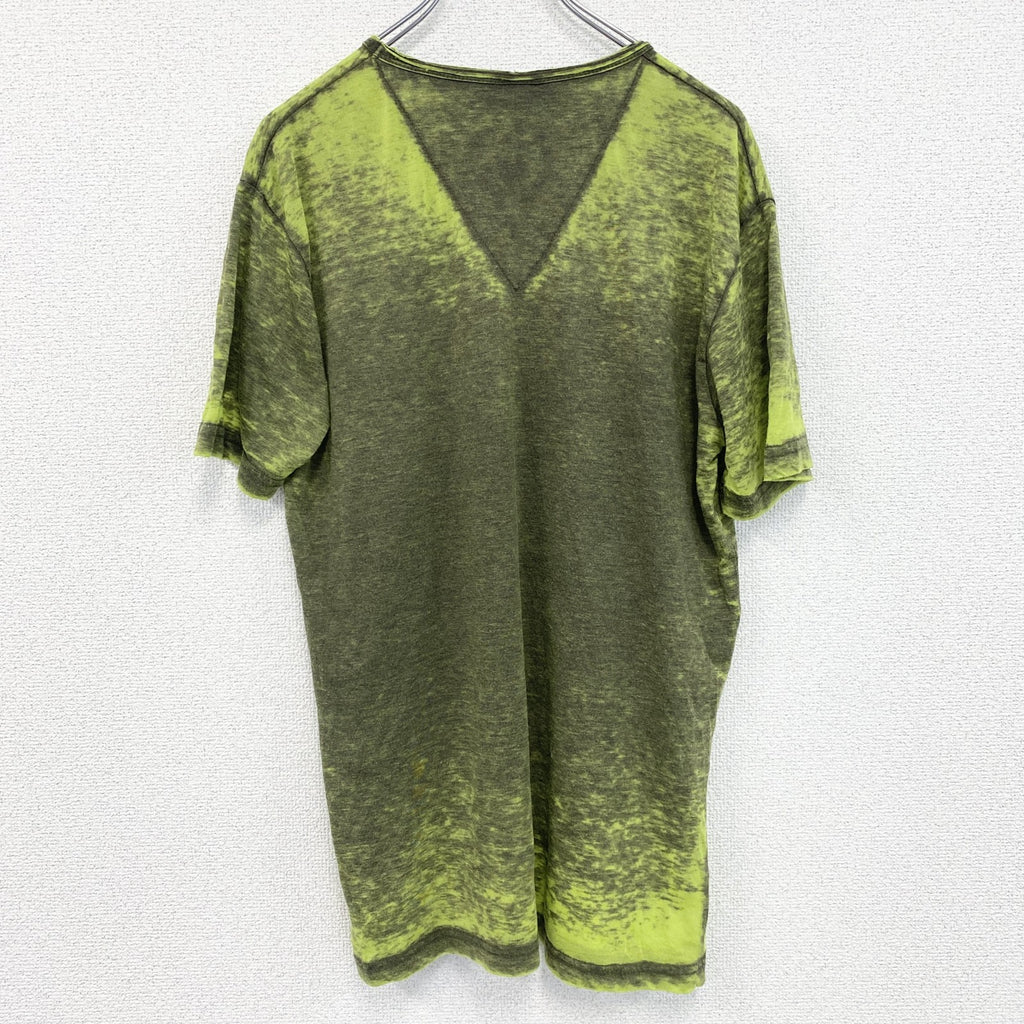 古着 used　半袖プリントTシャツ　レトロデザイン　十字架　ドクロ　Vネック　グラフィック　Y2K　緑　グリーン　Lサイズ
