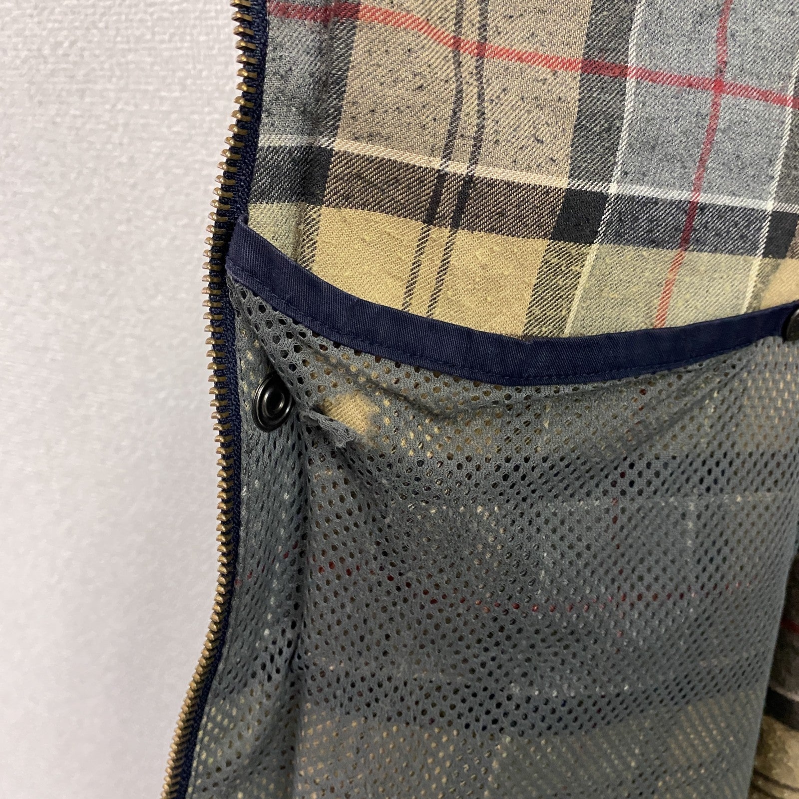 Barbour　バブアー　BEAUFORT　ビューフォート　ノンオイルドジャケット　コーデュロイ襟　チェック柄ライナー　紺　ネイビー　Lサイズ