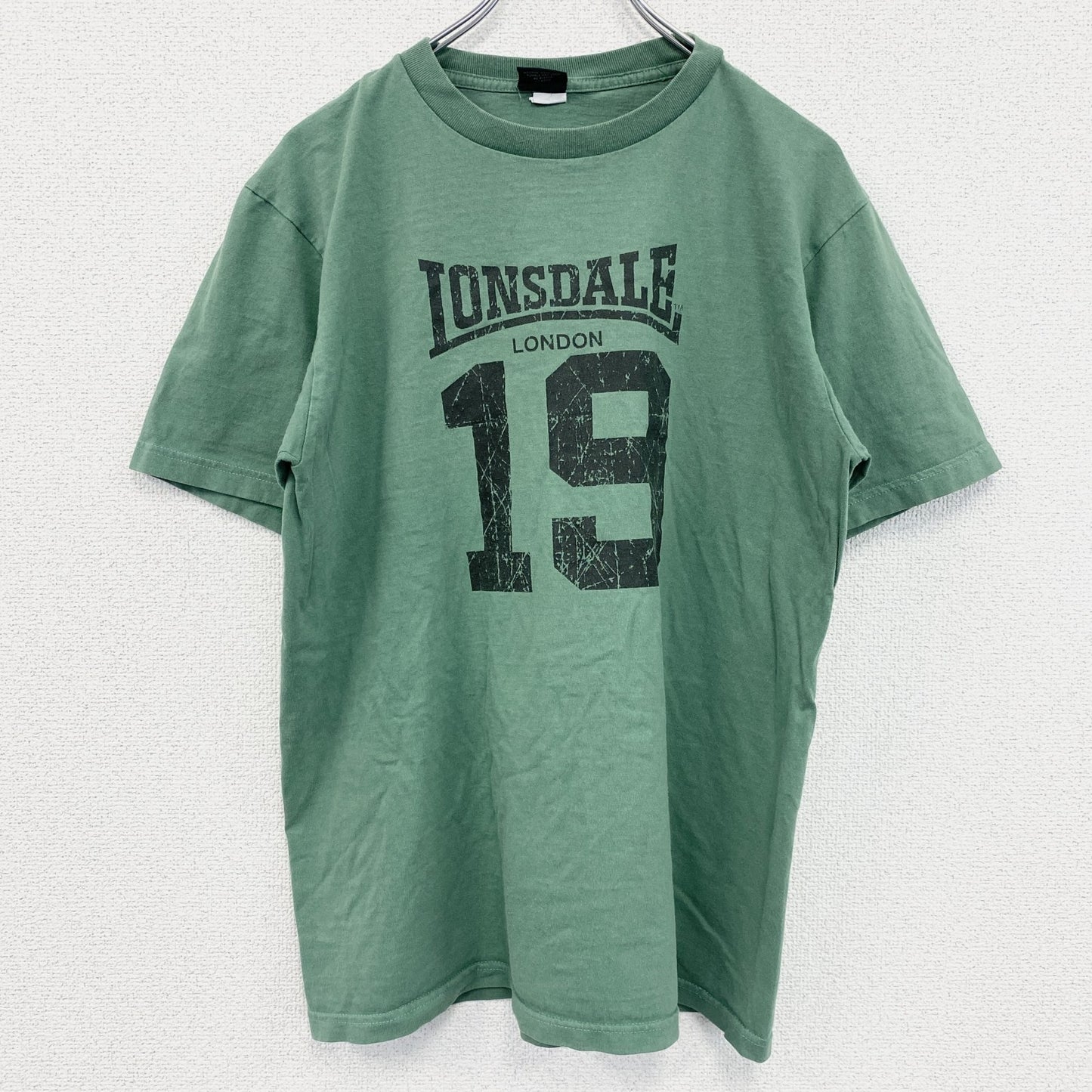 古着 used　LONSDALE　半袖プリントTシャツ　バックプリント　ナンバリング　レトロデザイン　クルーネック　緑　グリーン