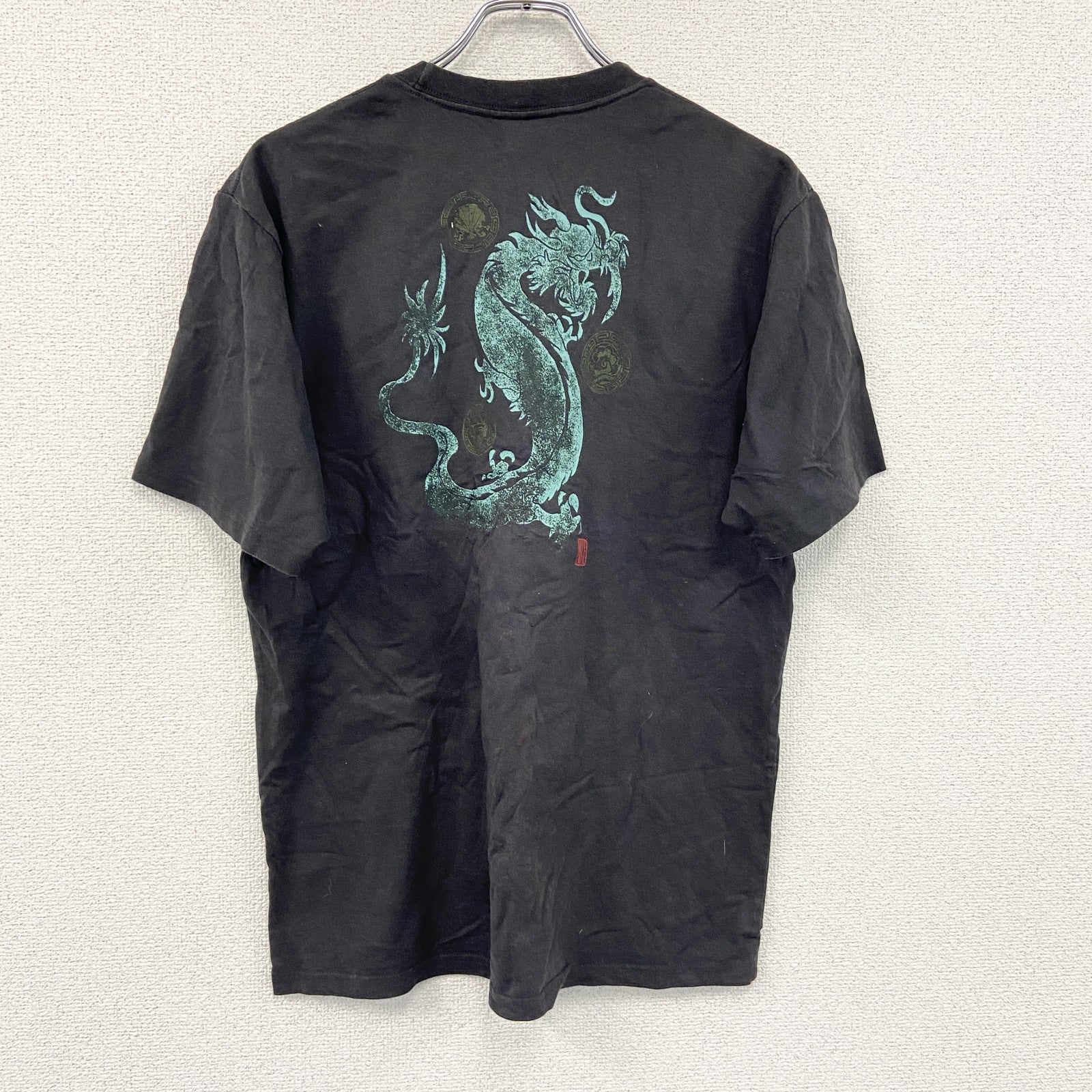 NIKE　ナイキ　半袖プリントTシャツ　ドラゴン　フェード　黒　ブラック　Mサイズ