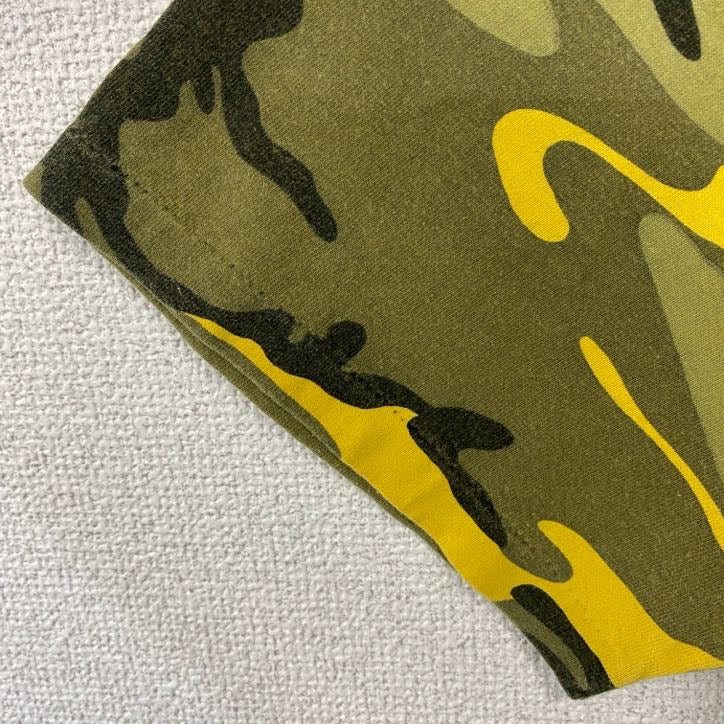 古着 used　半袖プリントTシャツ　クルーネック　シングルステッチ　迷彩柄　カモフラ　レトロデザイン　カーキ