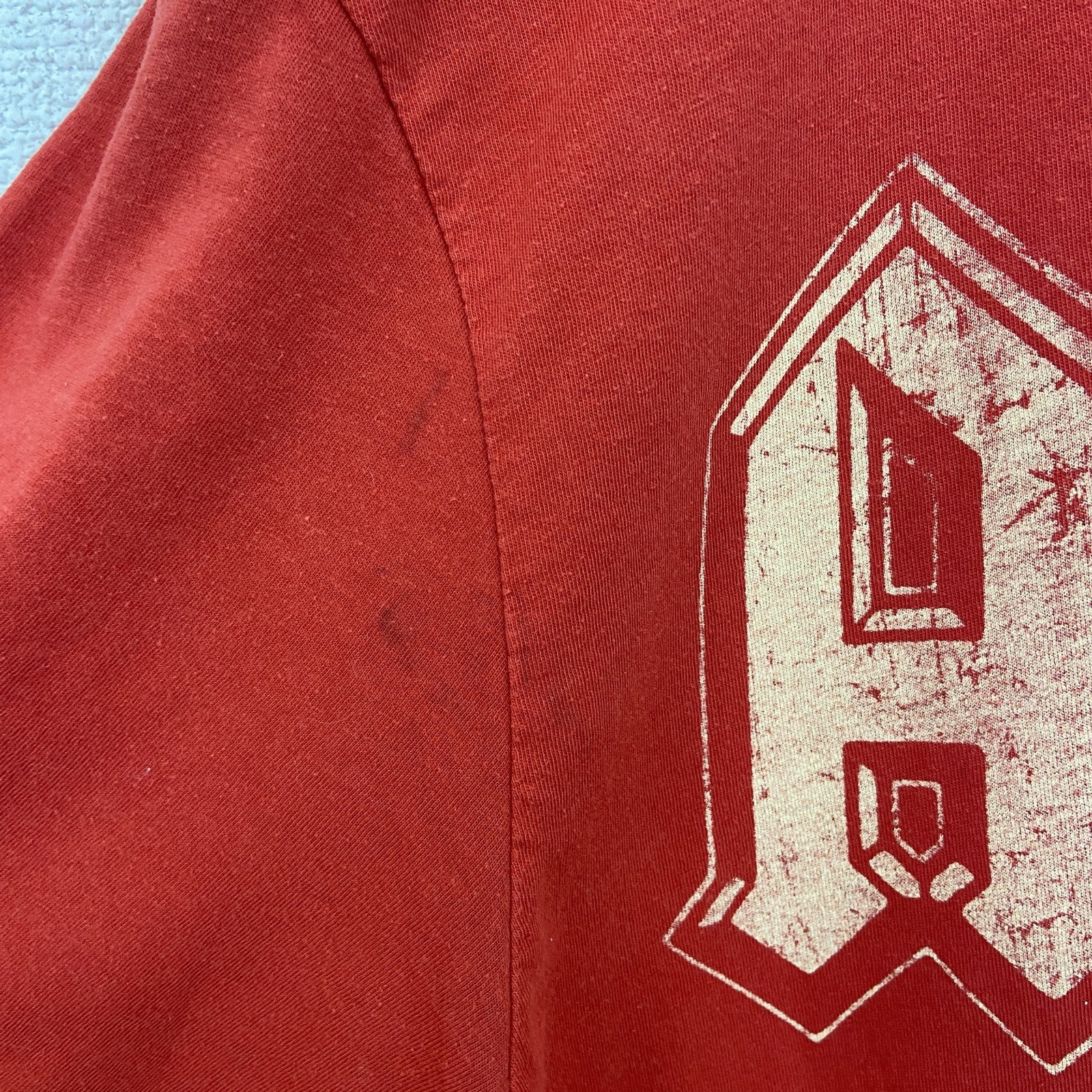 古着 used　OLDNAVY 　半袖バンドプリントTシャツ　AC/DC　カジュアルデザイン　赤　レトロ　クルーネック　XLサイズ