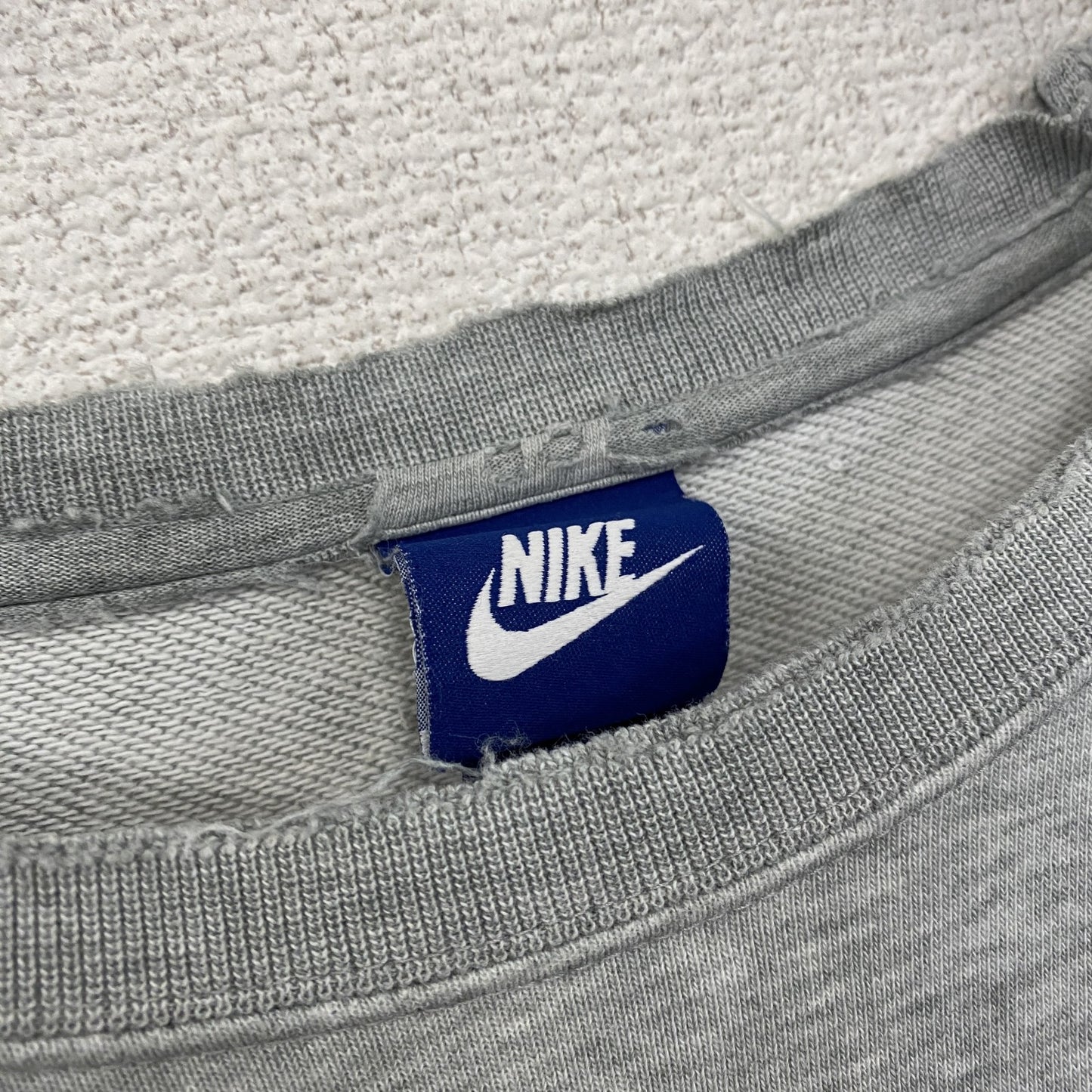 NIKE　ナイキ　スウェット/トレーナー　スウッシュ　灰色　霜降りグレー　Mサイズ