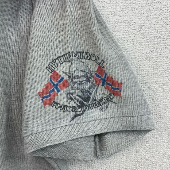 古着 used 　FRUIT OF THE LOOM　半袖プリントポロシャツ　バックプリント　レトロ　国旗　灰　グレー　Lサイズ
