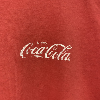 Coca-Cola　コカ・コーラ　半袖プリントTシャツ　企業ロゴ　聖地　フェード　両面プリント　赤　レッド　Mサイズ