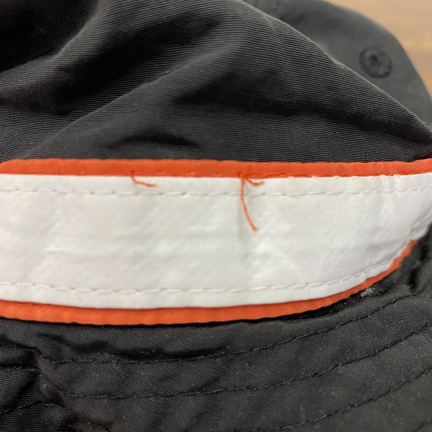 FILA　フィラ　バケットハット　刺繡ロゴ　デカロゴ　黒　ブラック
