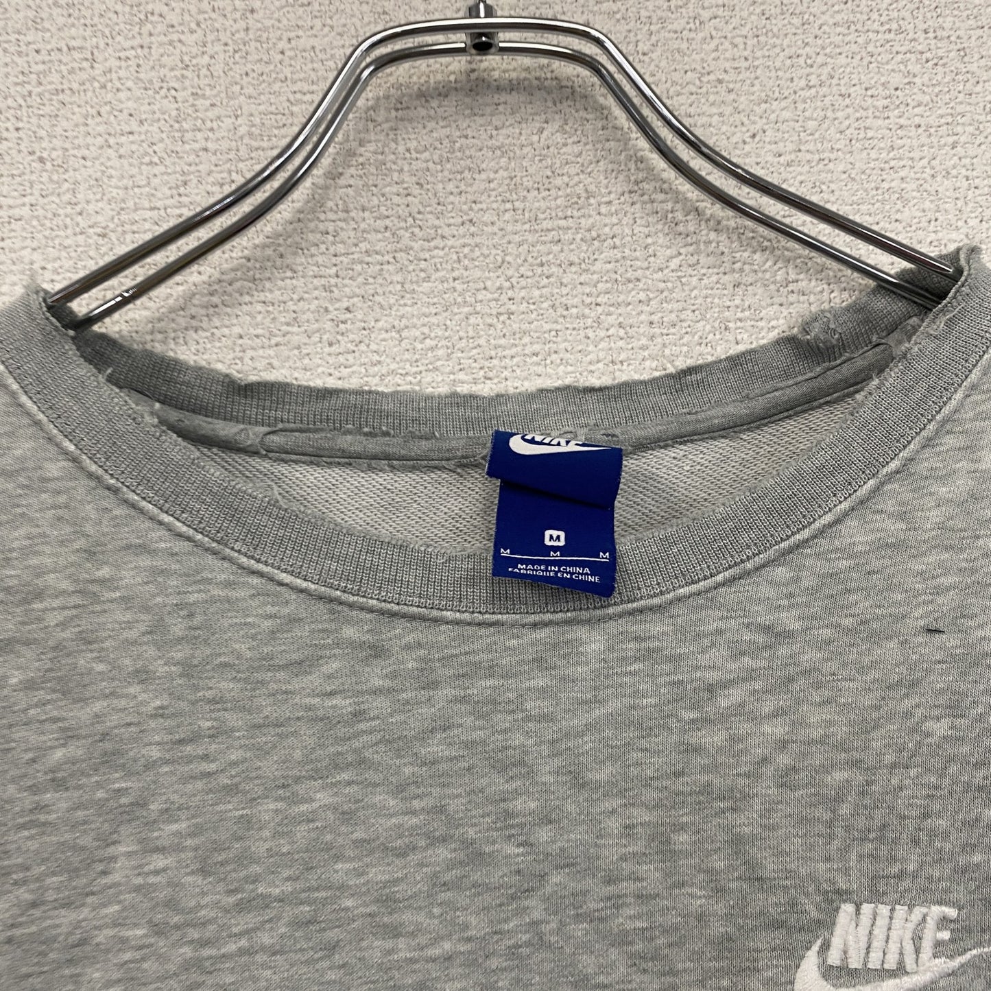 NIKE　ナイキ　スウェット/トレーナー　スウッシュ　灰色　霜降りグレー　Mサイズ