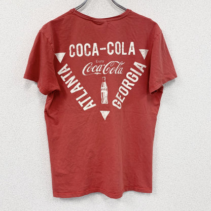 Coca-Cola　コカ・コーラ　半袖プリントTシャツ　企業ロゴ　聖地　フェード　両面プリント　赤　レッド　Mサイズ