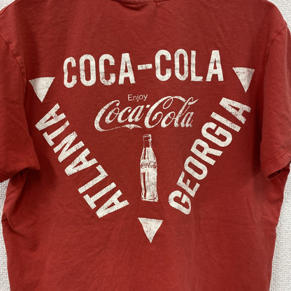 Coca-Cola　コカ・コーラ　半袖プリントTシャツ　企業ロゴ　聖地　フェード　両面プリント　赤　レッド　Mサイズ