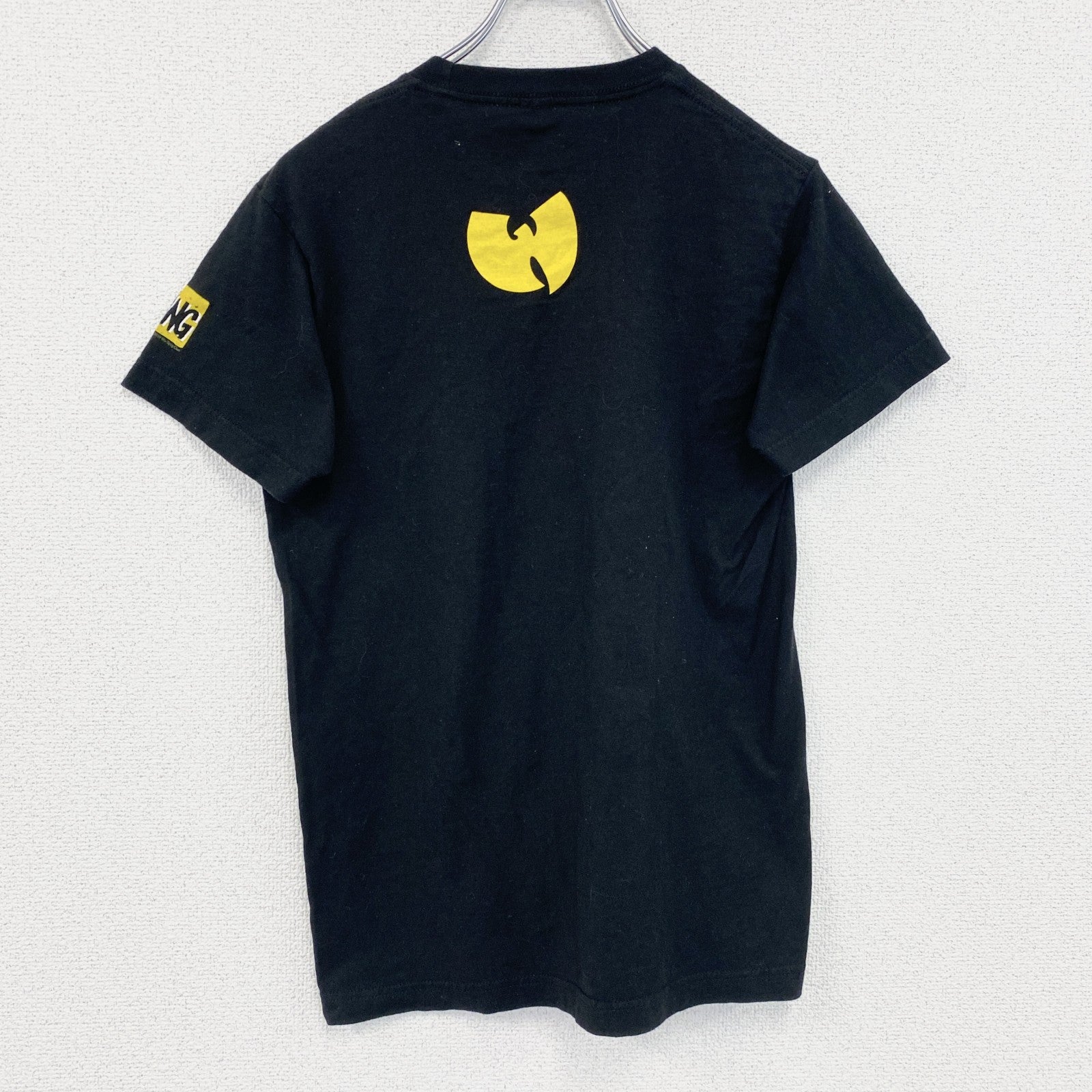 古着 used　ウータン・クラン　半袖バンドプリントTシャツ　ヒップホップ　レトロデザイン　クルーネック　黒　ブラック　Ｓサイズ