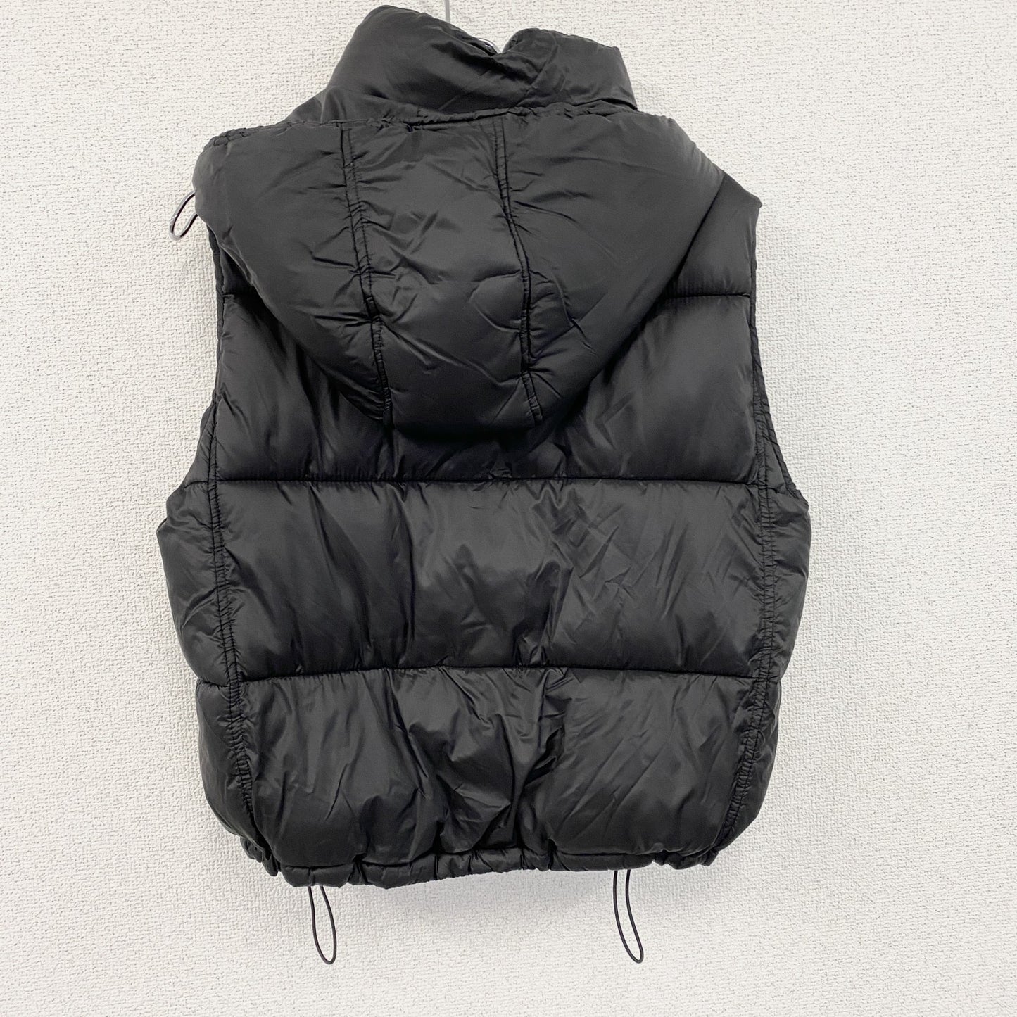 ZARA　ザラ　TRF HEAT PWR　フルジップベスト　中綿入り　黒　ブラック　Ｍサイズ