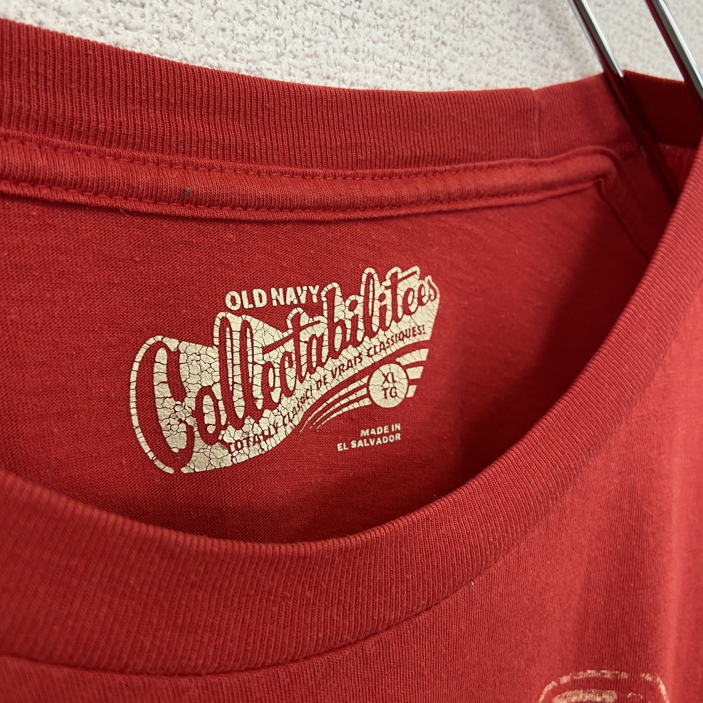 古着 used　OLDNAVY 　半袖バンドプリントTシャツ　AC/DC　カジュアルデザイン　赤　レトロ　クルーネック　XLサイズ