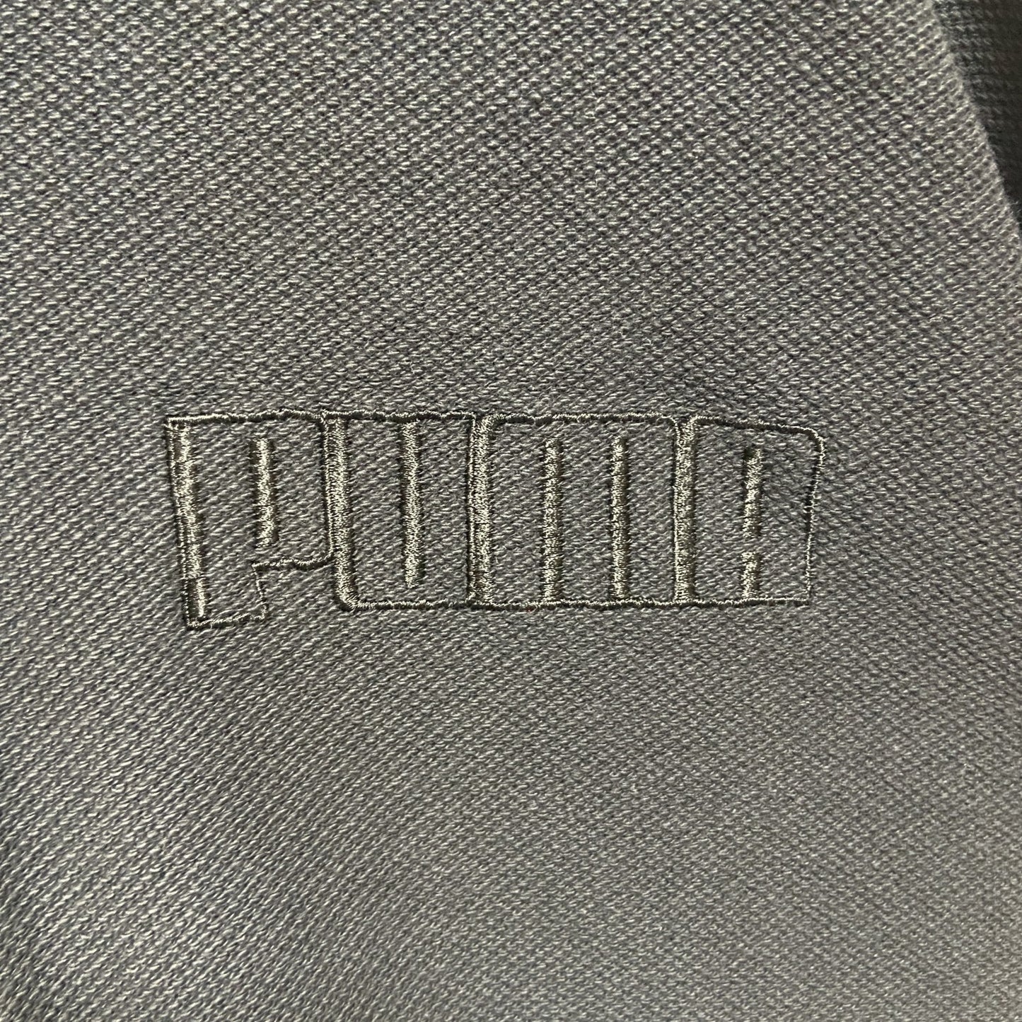 古着 used　PUMA プーマ　長袖ロゴ刺繍ジップブルゾン　ジャンパー　スポーティー　ブラック　黒　Lサイズ