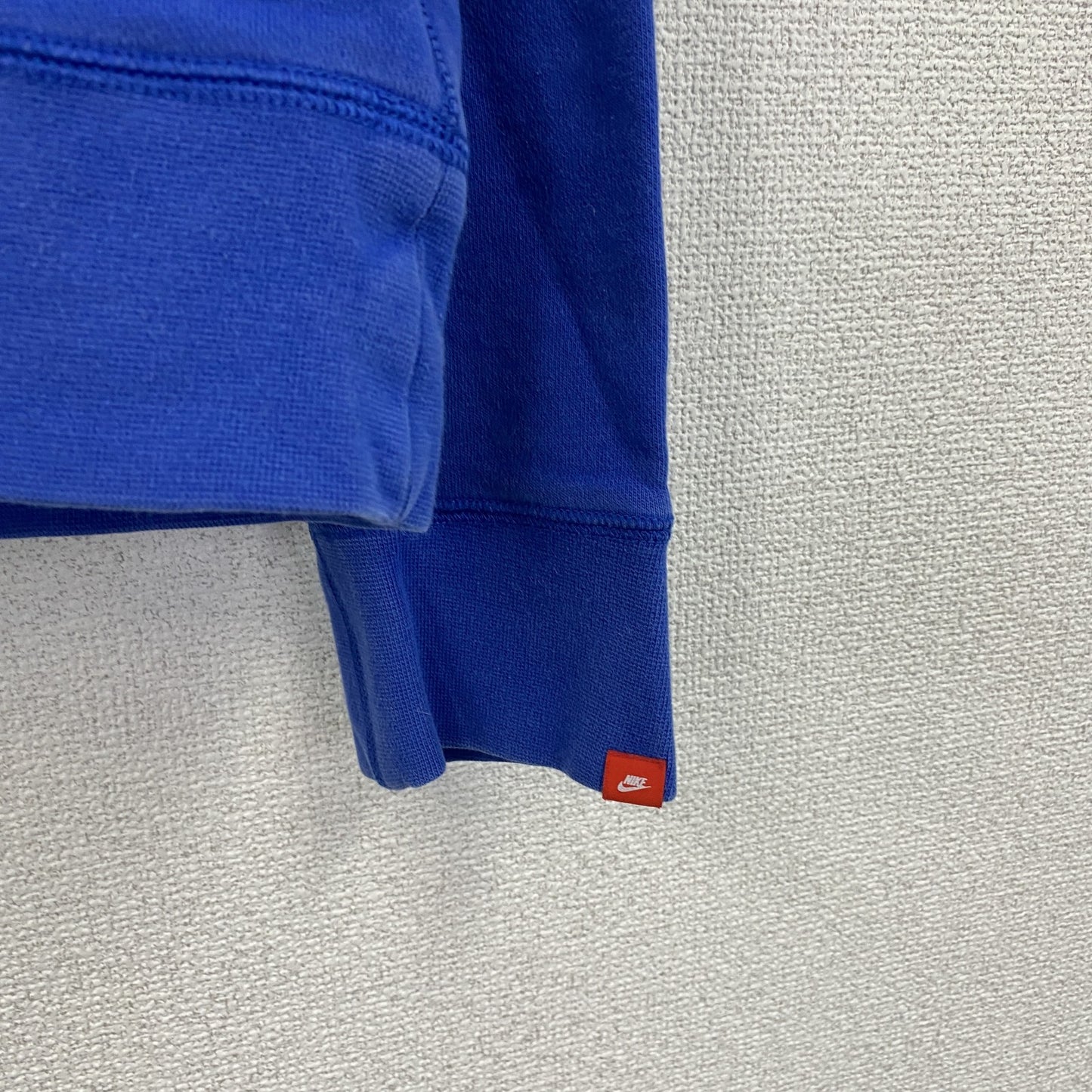 NIKE　ナイキ　スウェットパーカー/フーディー　スウッシュ　刺繍ロゴ　青　ブルー　Mサイズ