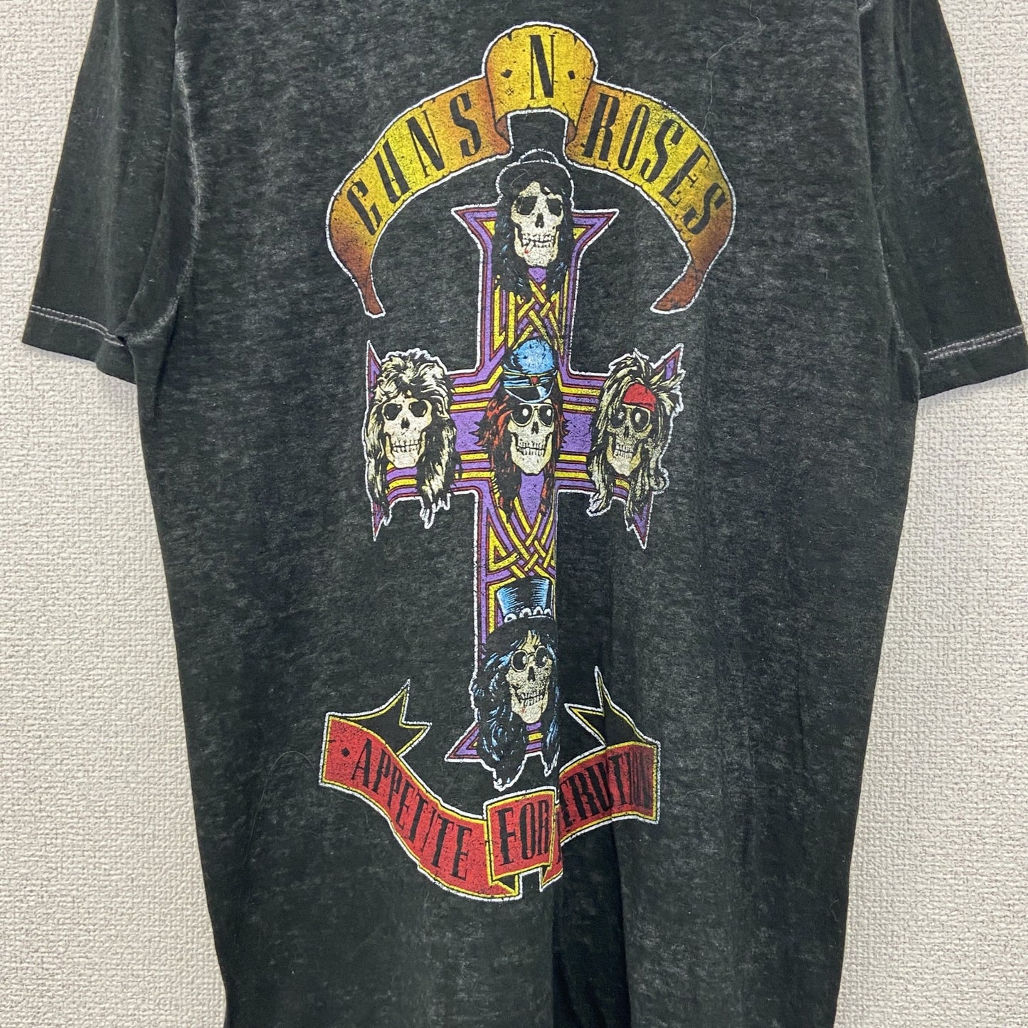 古着 used　GUNS N ROSES ガンズ アンド ローゼズ　半袖バンドプリントTシャツ　灰色　クルーネック　Mサイズ