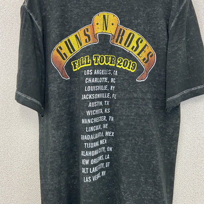 古着 used　GUNS N ROSES ガンズ アンド ローゼズ　半袖バンドプリントTシャツ　灰色　クルーネック　Mサイズ