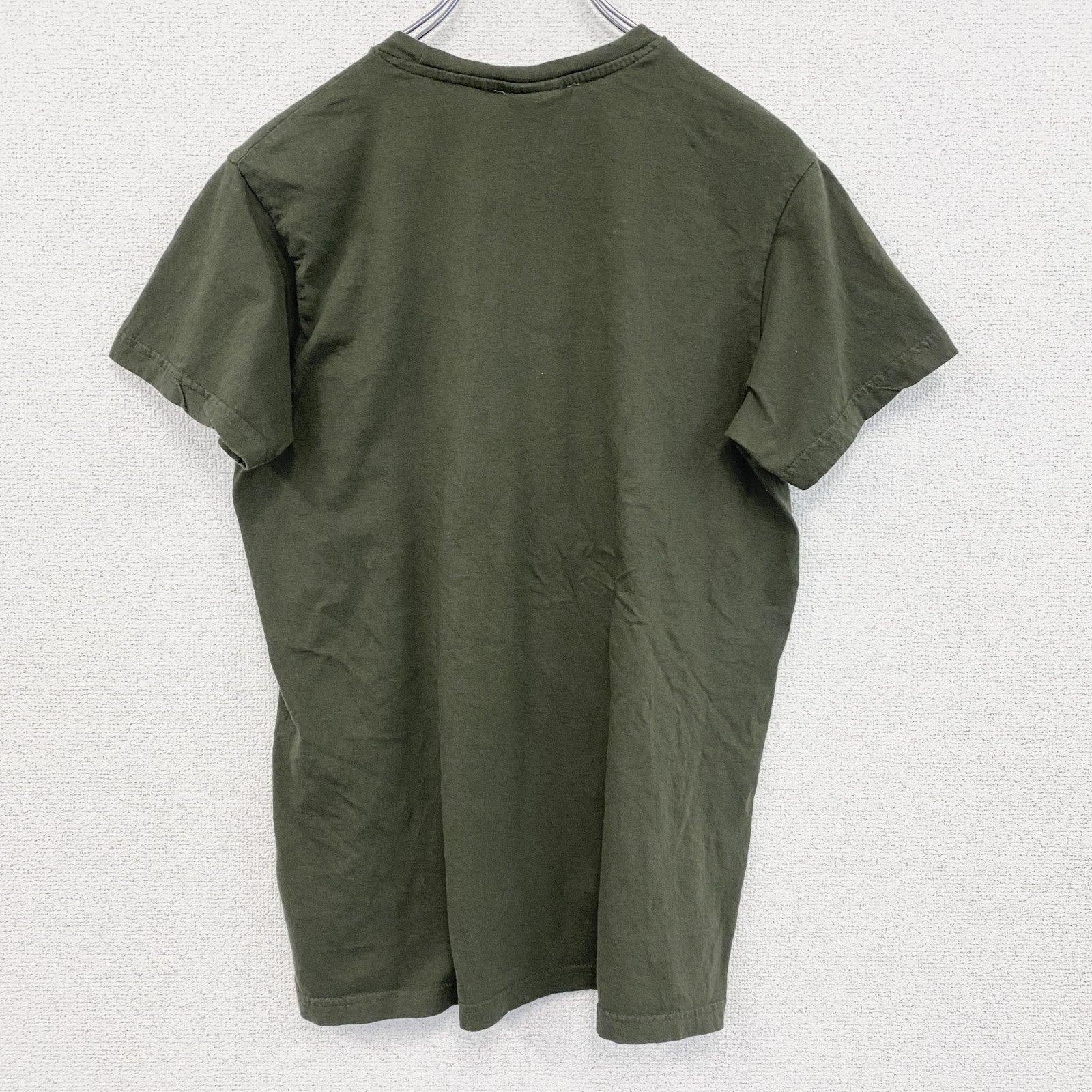 STRANGEA THE HELLENIC BRAND　半袖プリントTシャツ　スポーツ　カーキ　クルーネック　Mサイズ