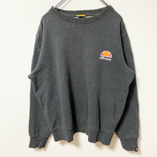古着 used　ellesse エレッセ　長袖ワンポイントロゴスウェット　トレーナー　レトロデザイン　ダークグレー　Lサイズ