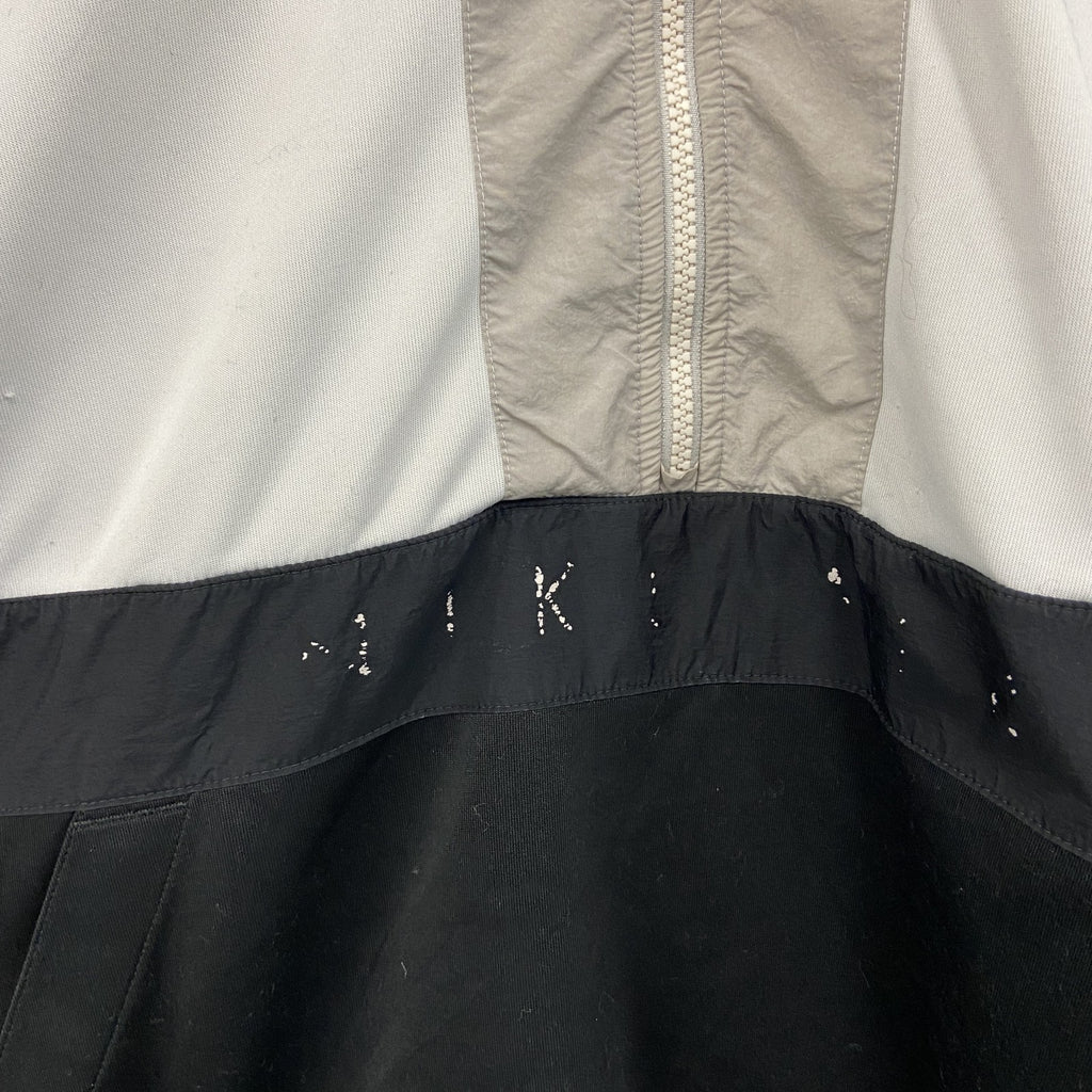 NIKE　ナイキ　トラックジャケット/ジャージ　ハーフジップ　黒　ブラック　白　ホワイト　Mサイズ
