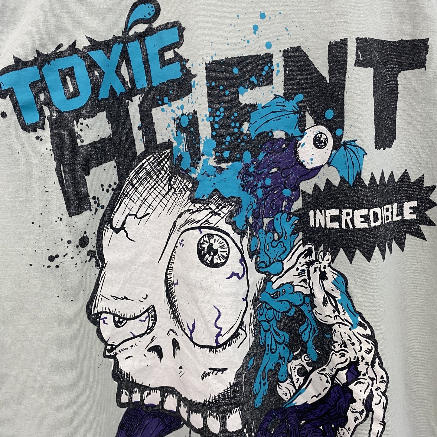古着 used　半袖プリントTシャツ　モンスター　ゾンビ　灰色　紫　ライトグレー　パープル　クルーネック　レトロデザイン　Sサイズ
