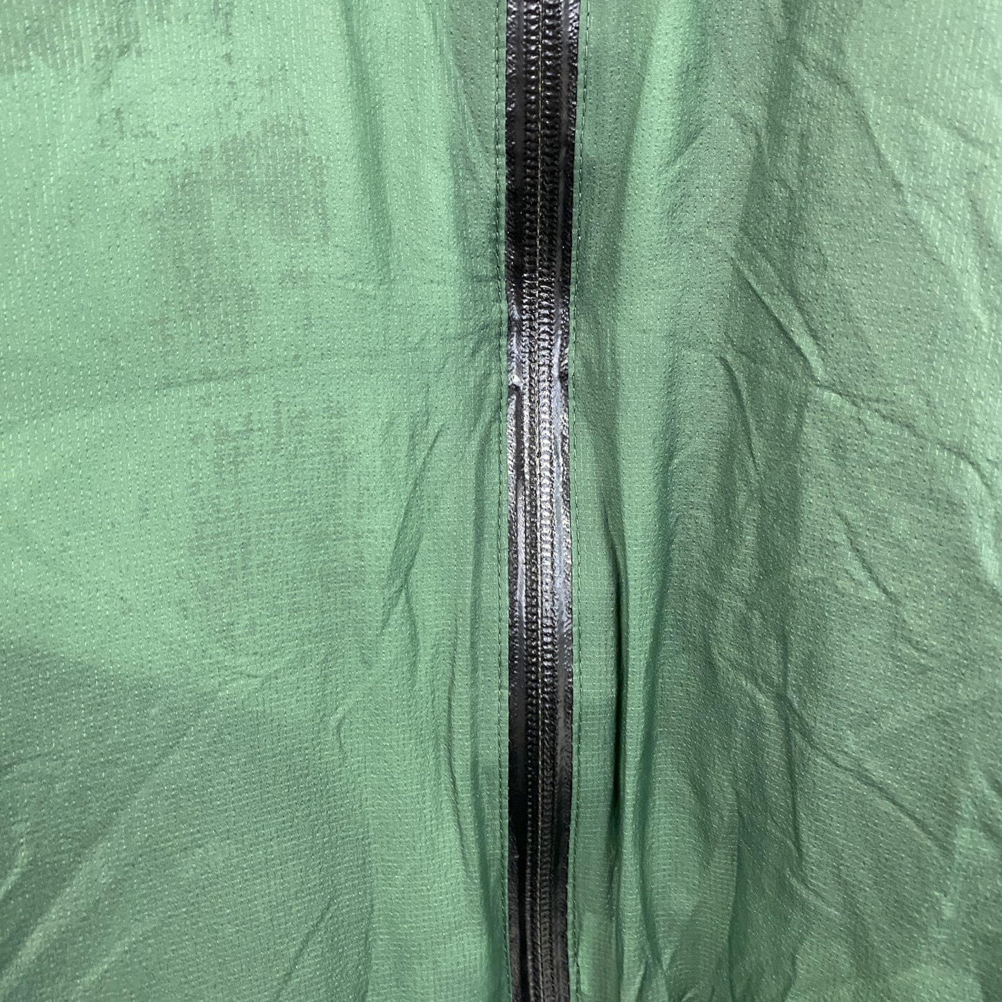 MIZUNO　ミズノ　BREATH THERMO　フルジップダウンジャケット　ダウン90%　緑　グリーン　Mサイズ
