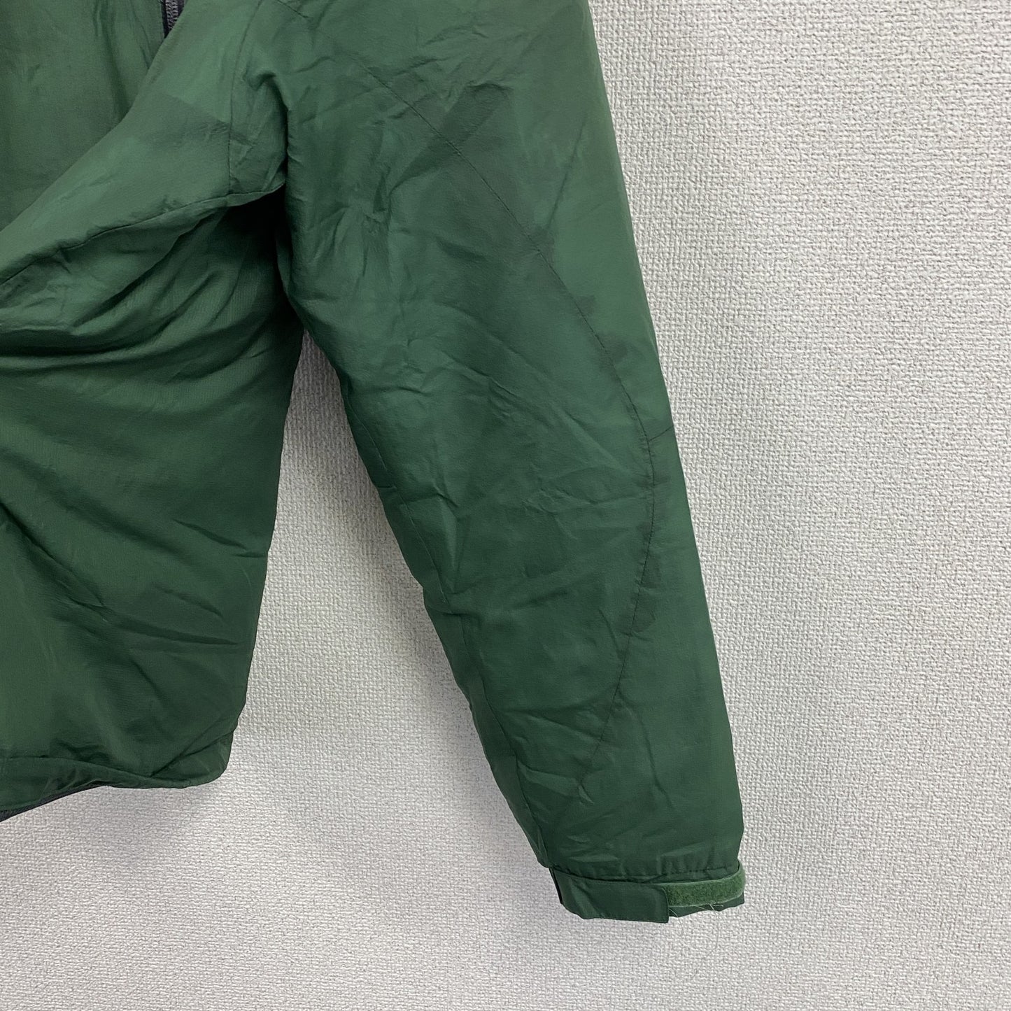 MIZUNO　ミズノ　BREATH THERMO　フルジップダウンジャケット　ダウン90%　緑　グリーン　Mサイズ