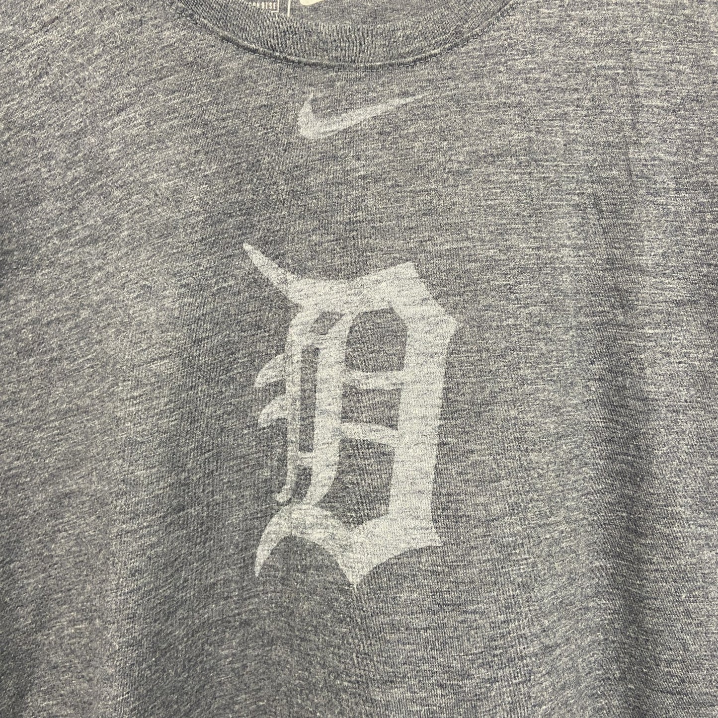 古着 used　NIKE ナイキ　半袖プリントTシャツ　DRI-FIT　スウッシュロゴ　グレー　クルーネック　カジュアル　Lサイズ