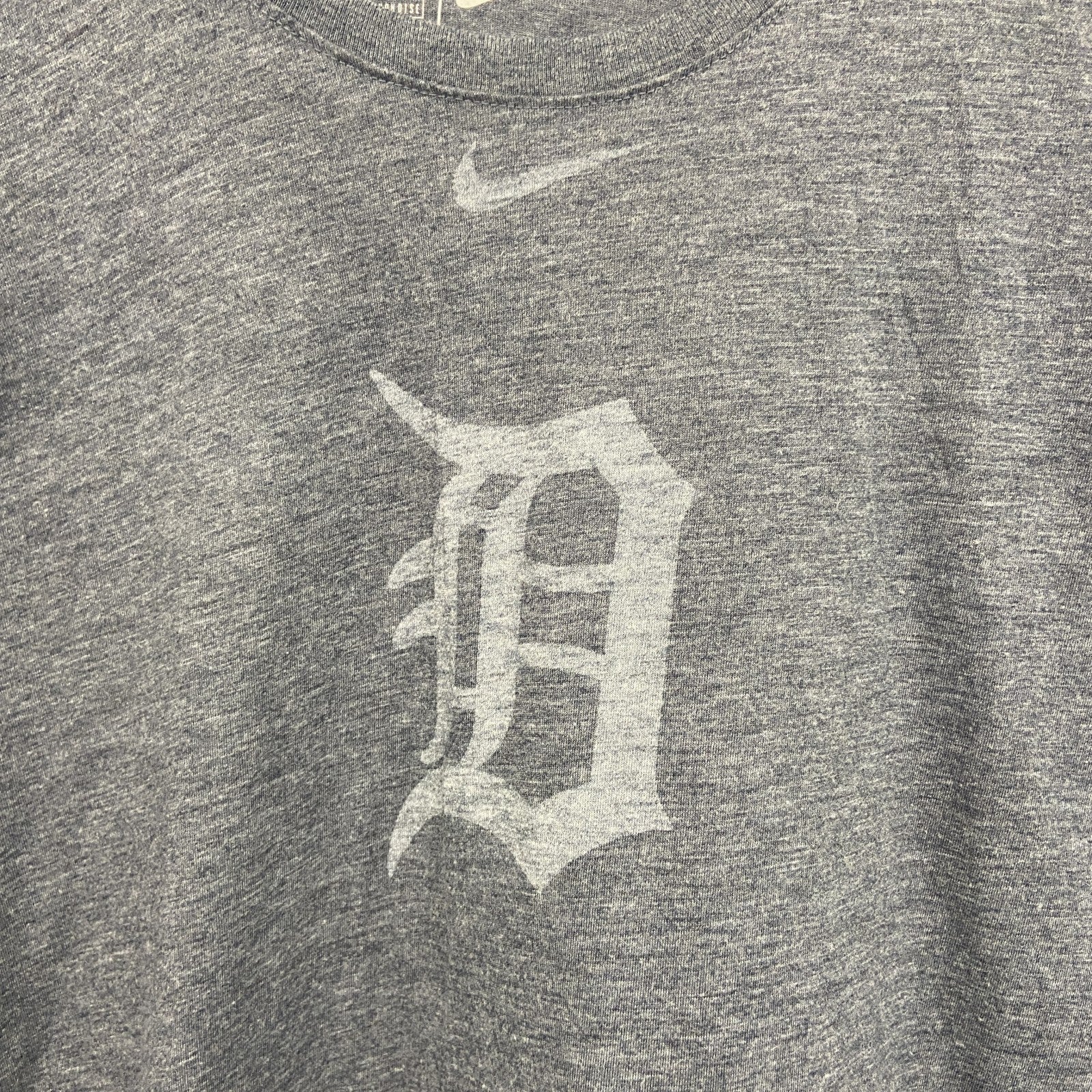 古着 used　NIKE ナイキ　半袖プリントTシャツ　DRI-FIT　スウッシュロゴ　グレー　クルーネック　カジュアル　Lサイズ