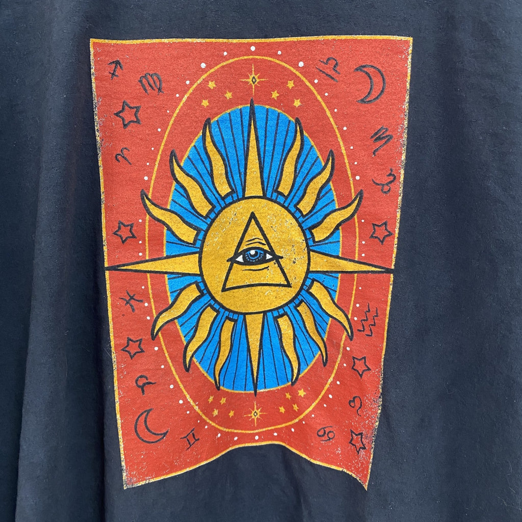 古着 used 　半袖プリントTシャツ　アート　太陽　マヤ文明　瞳　クルーネック　レトロデザイン　Sサイズ