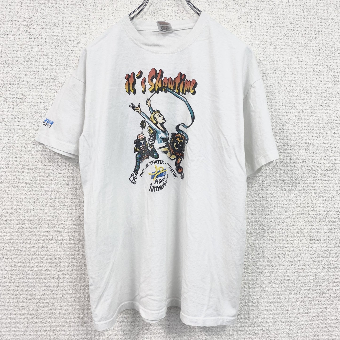 古着 used 　半袖プリントTシャツ　サーカス　ピエロ　アクロバティック　クルーネック　レトロデザイン　Mサイズ