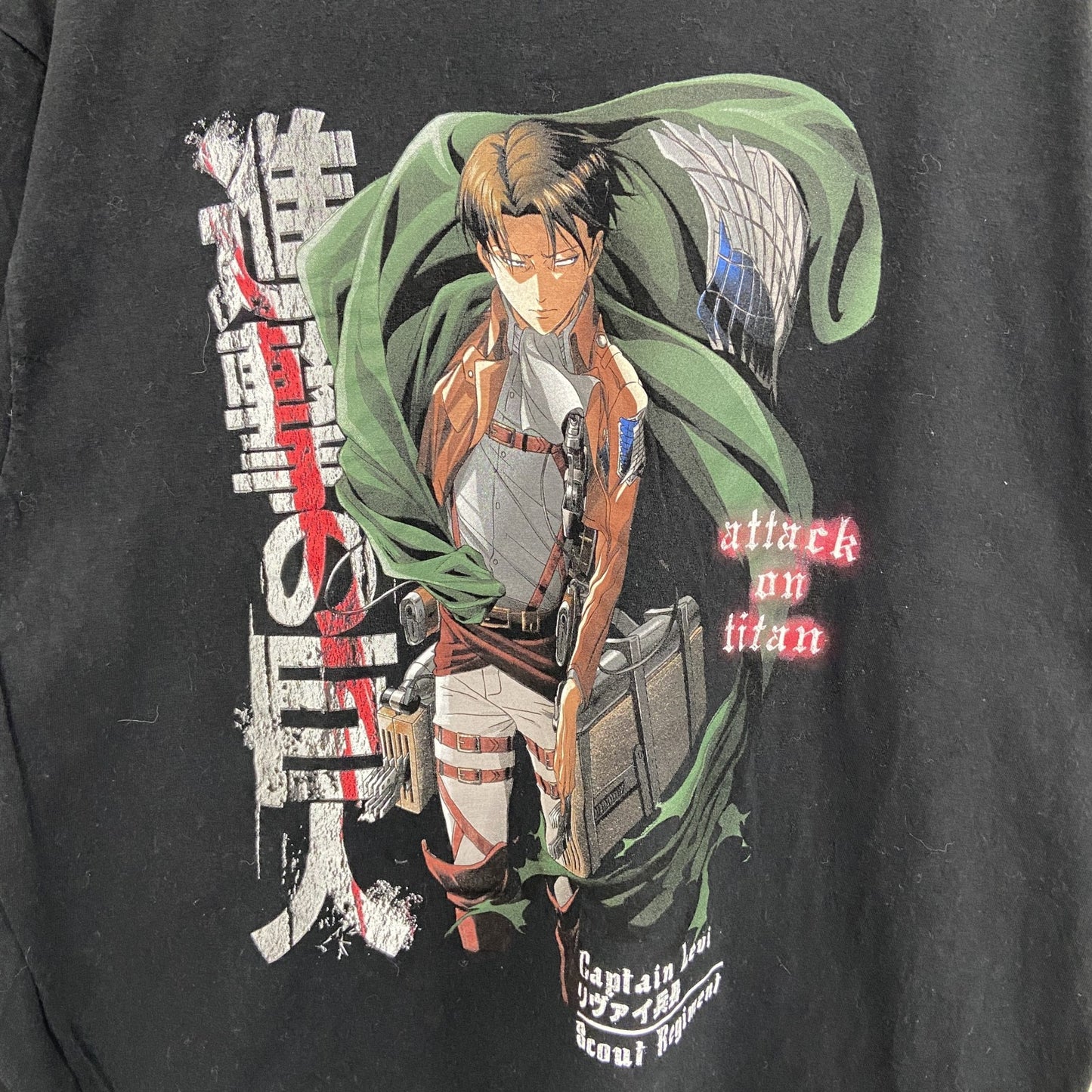 古着 used　進撃の巨人　半袖オリジナルアニメプリントTシャツ　リヴァイ兵長　クルーネック　レトロデザイン　黒　Lサイズ