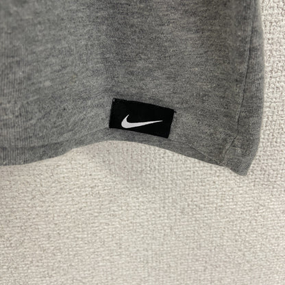古着 used　NIKE ナイキ　半袖プリントTシャツ　カジュアルデザイン　スウッシュロゴ　グレー　クルーネック　XLサイズ