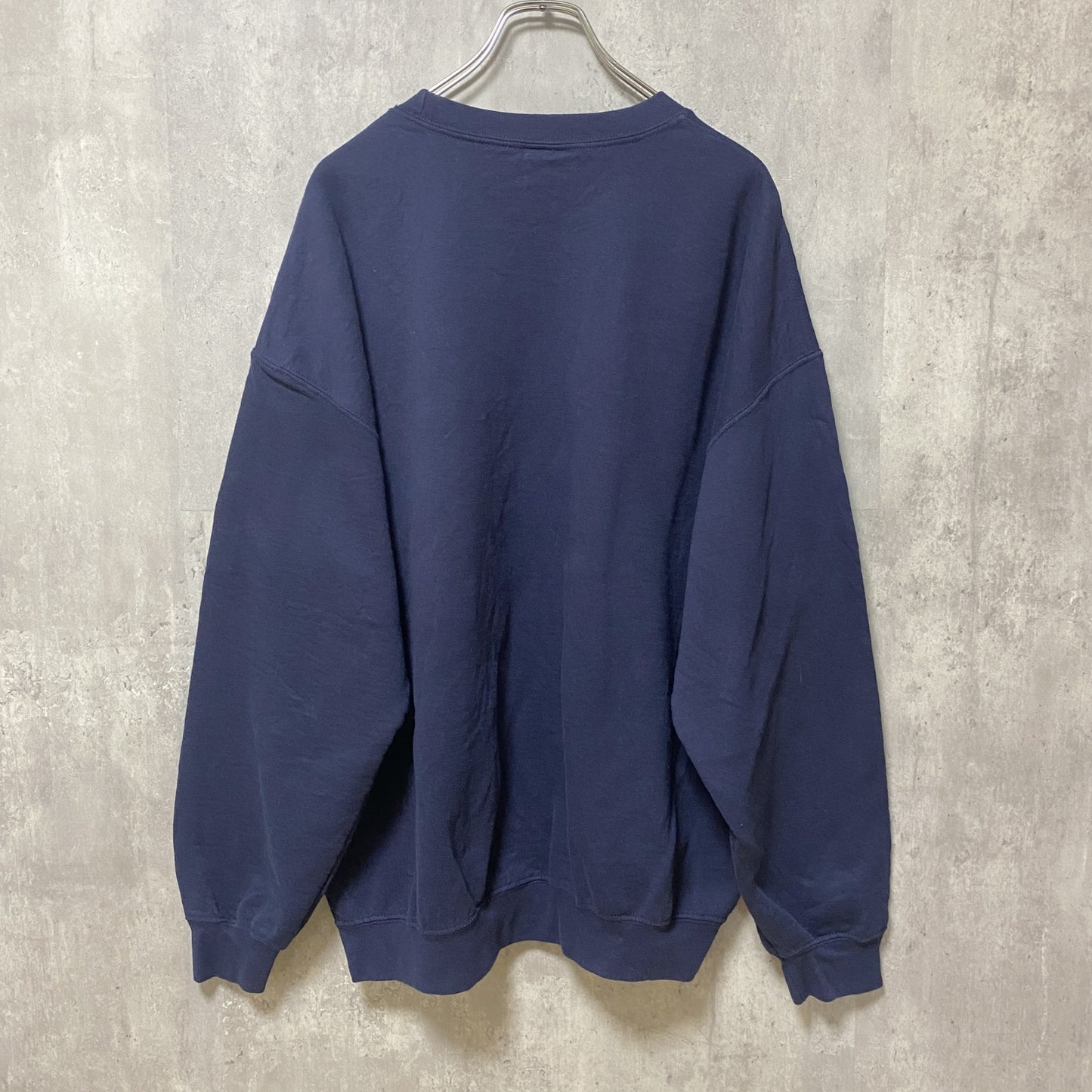 古着 used　GILDAN ギルダン　長袖プリントスウェット　トレーナー　ネイビー　ビッグシルエット　オーバーサイズ　XLサイズ