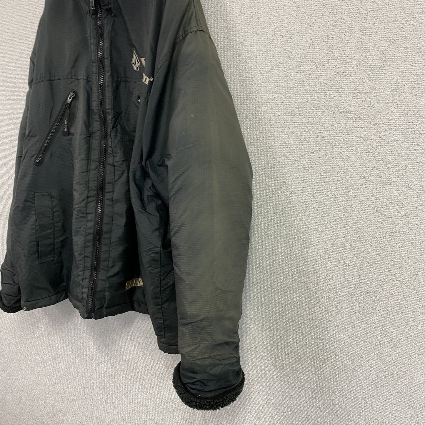 ～90s　VOLCOM　ボルコム　フルジップジャケット　ボアライナー　フェード　デカロゴ　黒　ブラック　Lサイズ