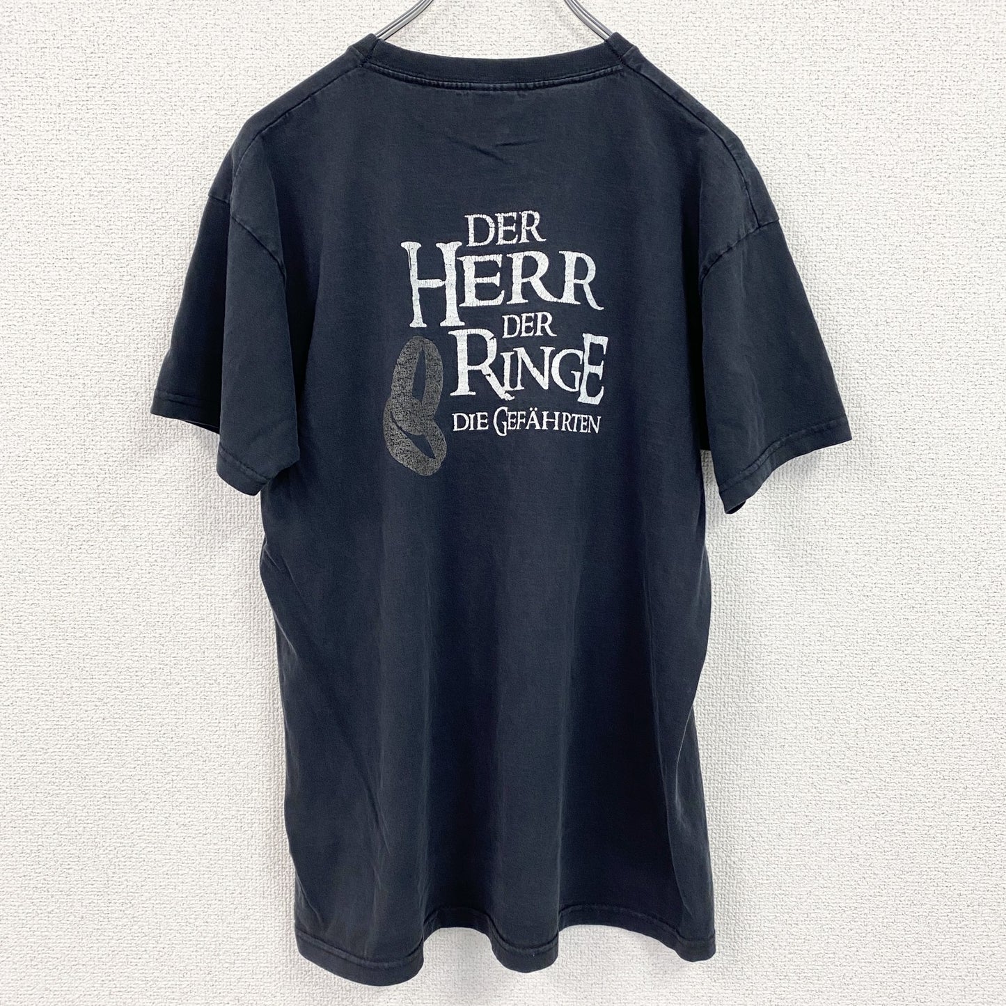 古着 used 　フルーツオブザルーム　半袖プリントTシャツ　オマージュ　黒　ブラック　クルーネック　レトロデザイン　Mサイズ