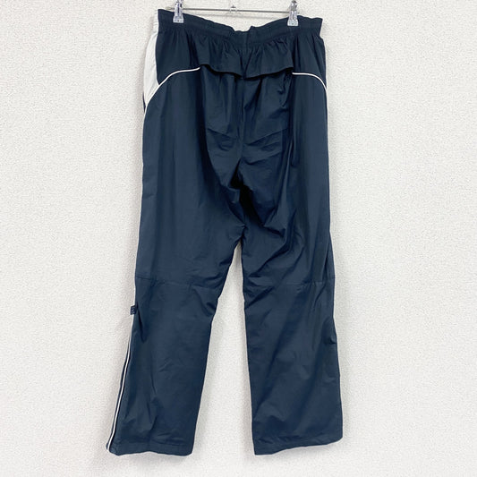 NIKE　ナイキ　トラックパンツ/ジャージパンツ　黒　ブラック　XLサイズ