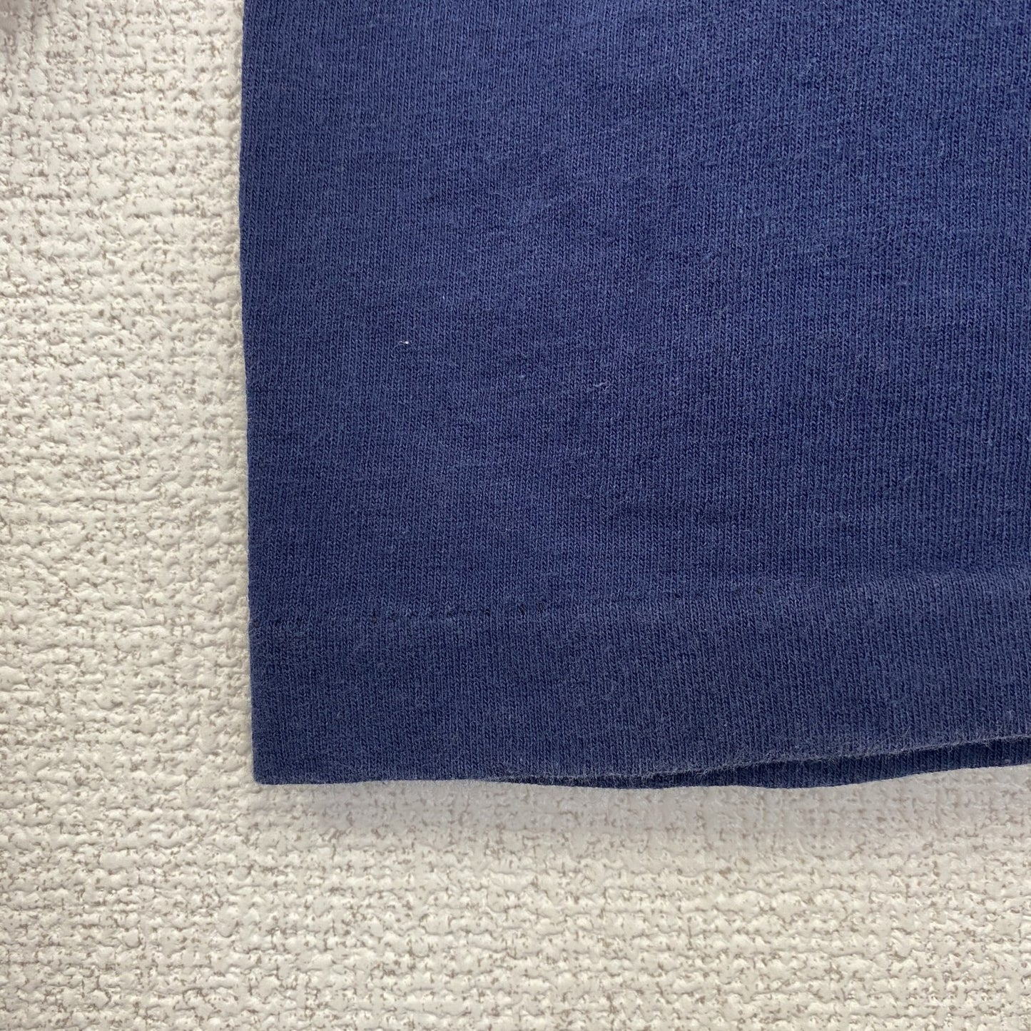 古着 used　FRUIT OF THE LOOＭ　半袖プリントTシャツ　クルーネック　シングルステッチ　紺　ネイビー　Lサイズ